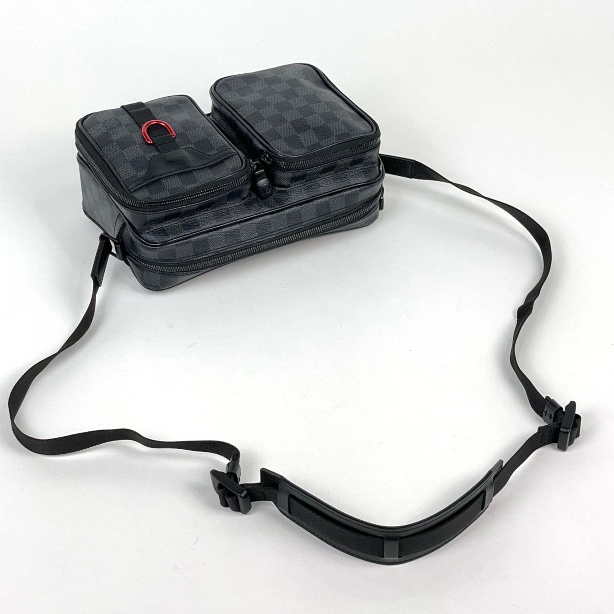 Damier Graphite Shoulder Bag (Pre-Owned) - Louis Vuitton - Modalova