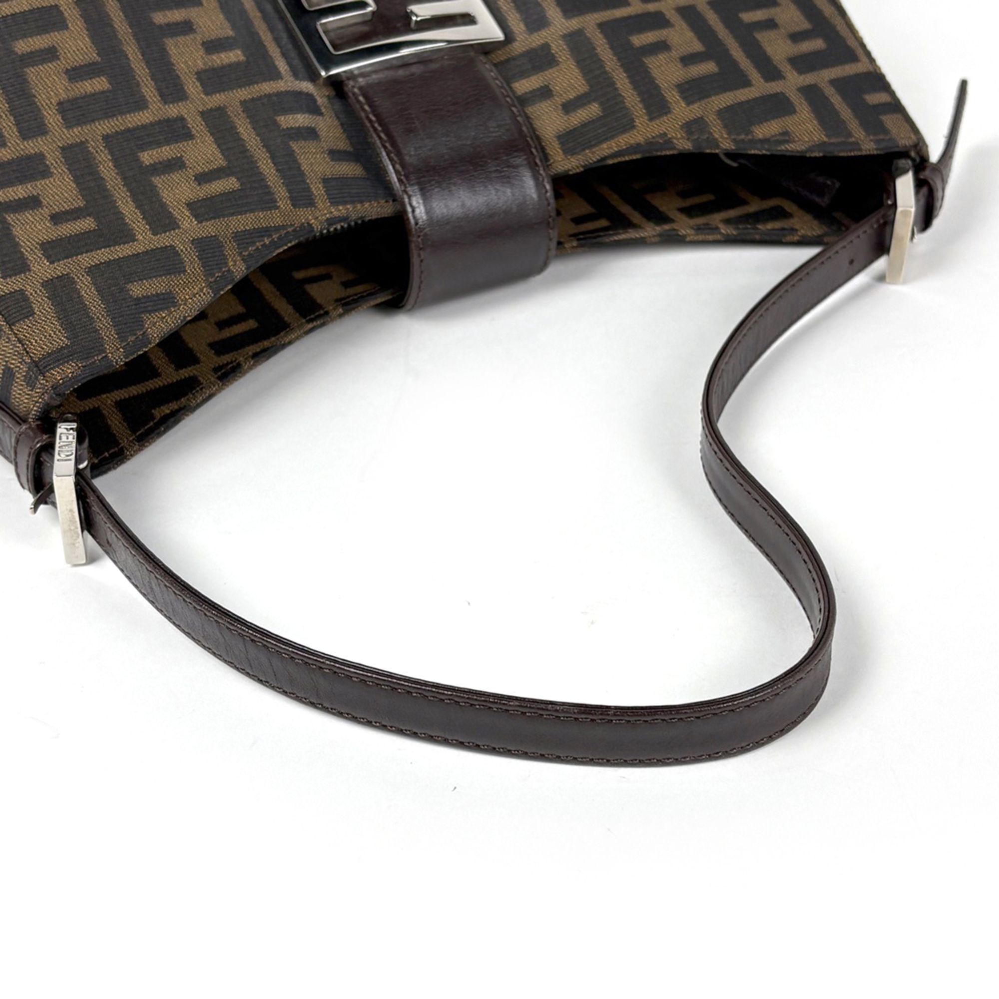 Canvas Leather Shoulder Bag (Pre-Owned) - Fendi - Modalova