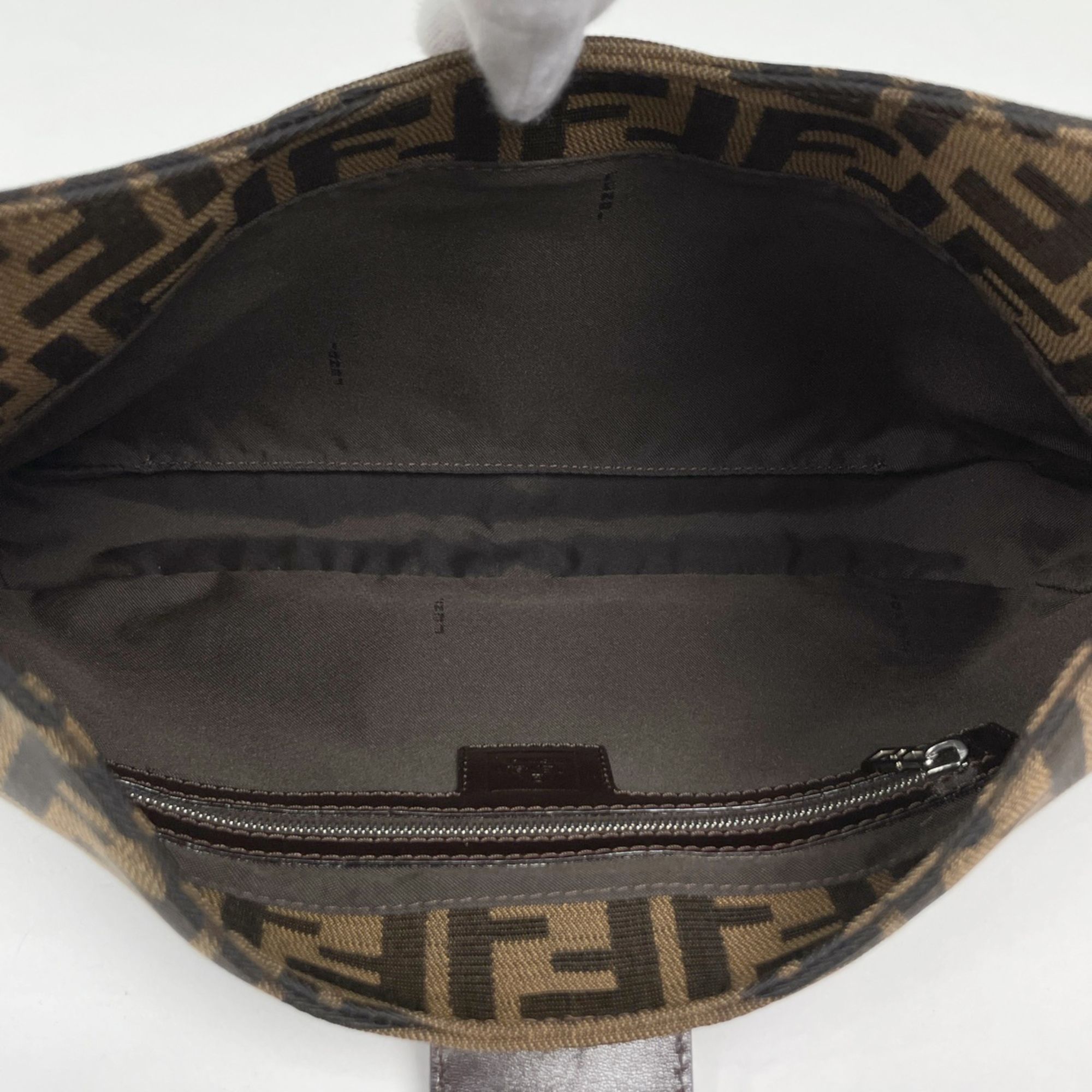 Canvas Leather Shoulder Bag (Pre-Owned) - Fendi - Modalova