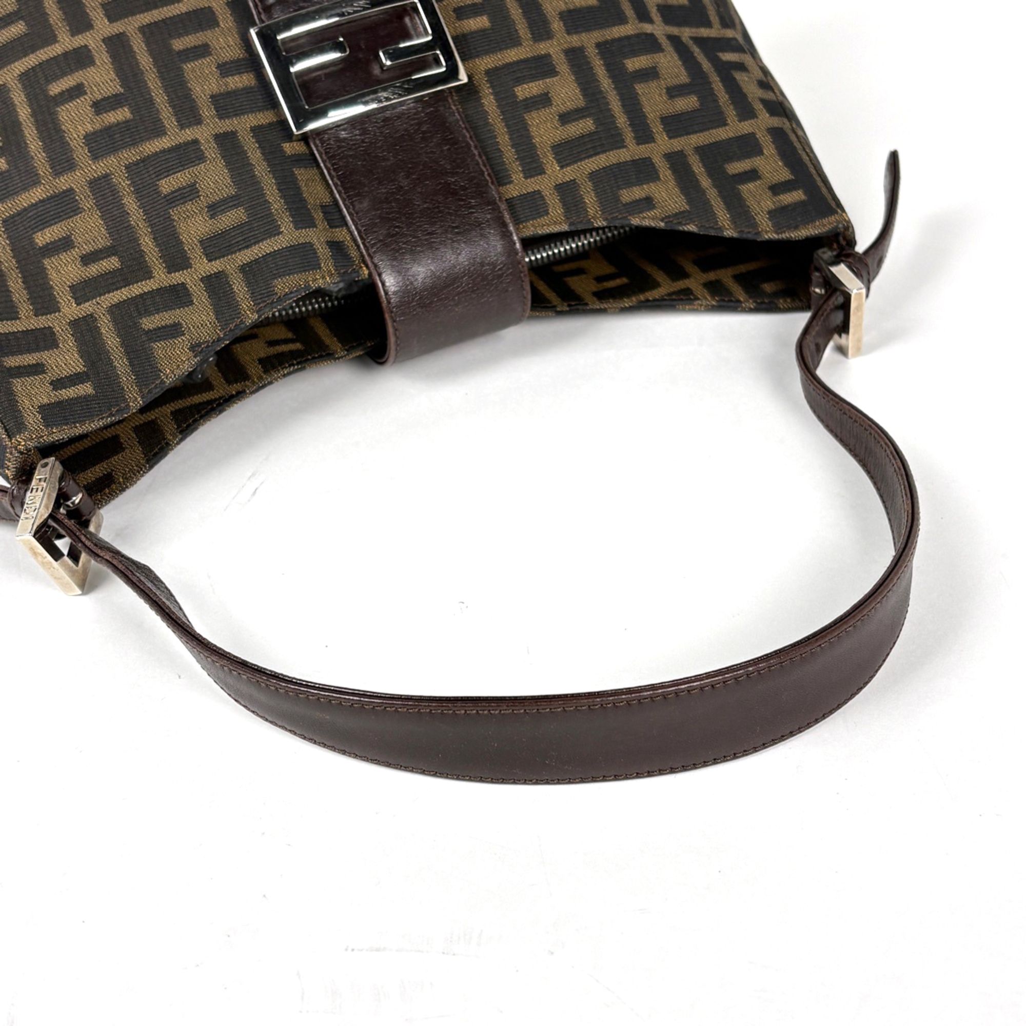 Canvas Leather Shoulder Bag (Pre-Owned) - Fendi - Modalova