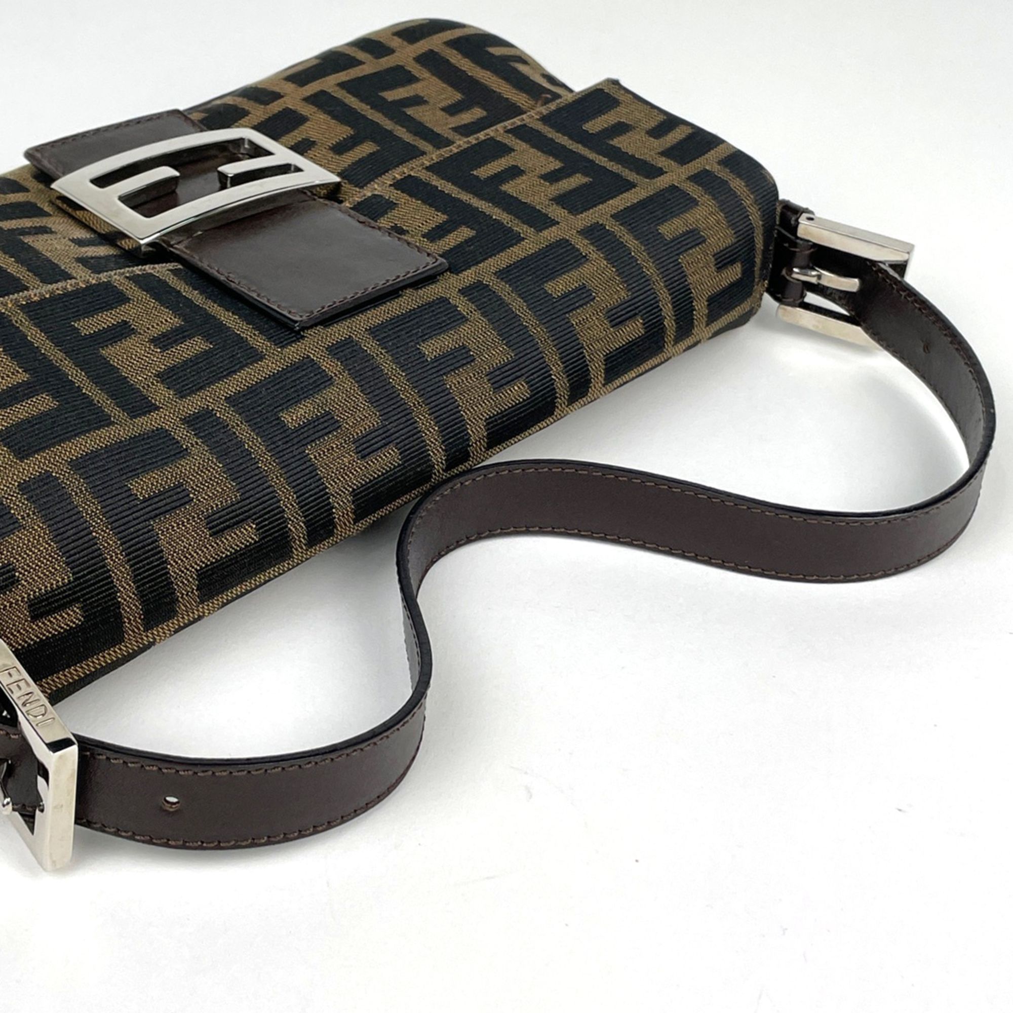Canvas Leather Shoulder Bag (Pre-Owned) - Fendi - Modalova