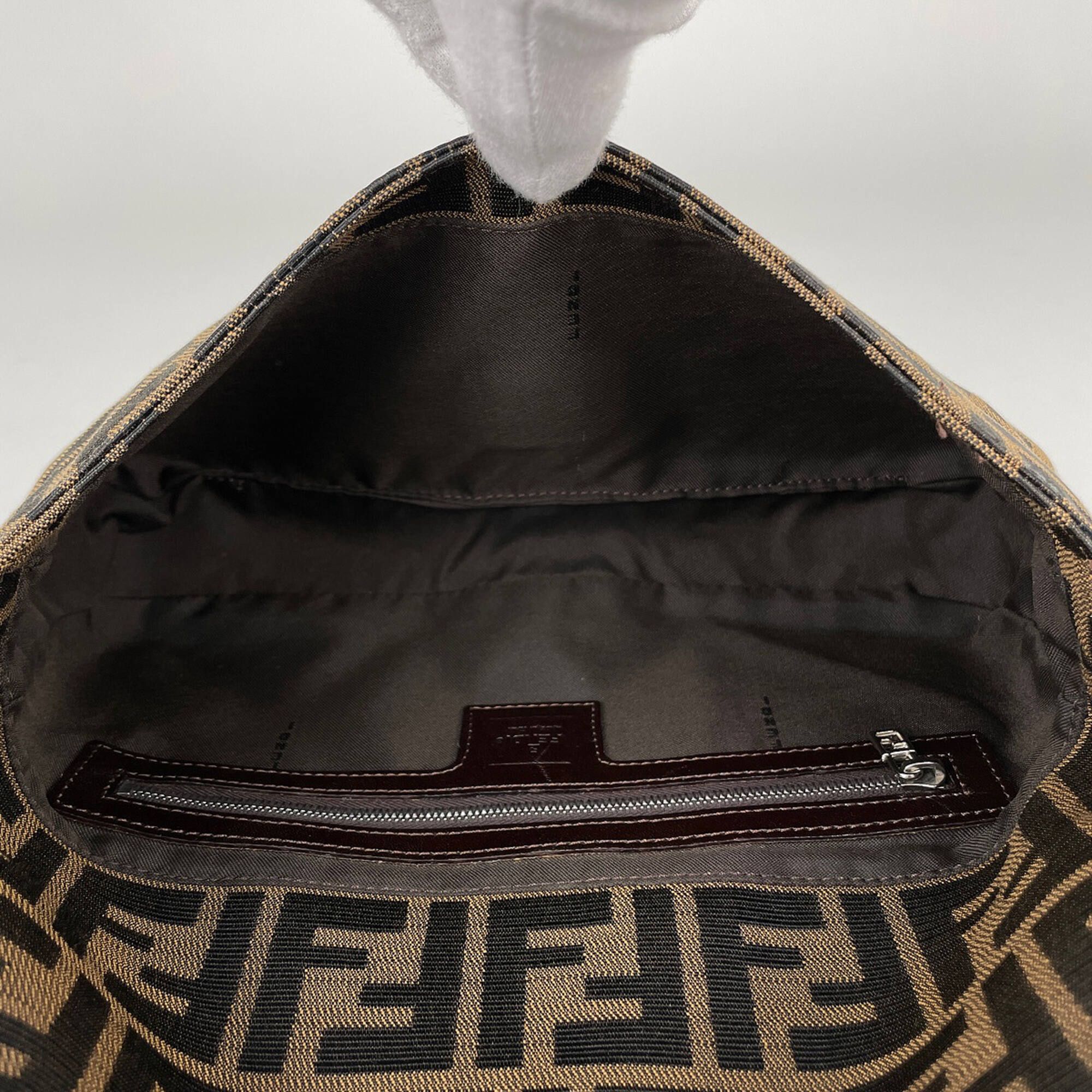 Canvas Leather Shoulder Bag (Pre-Owned) - Fendi - Modalova