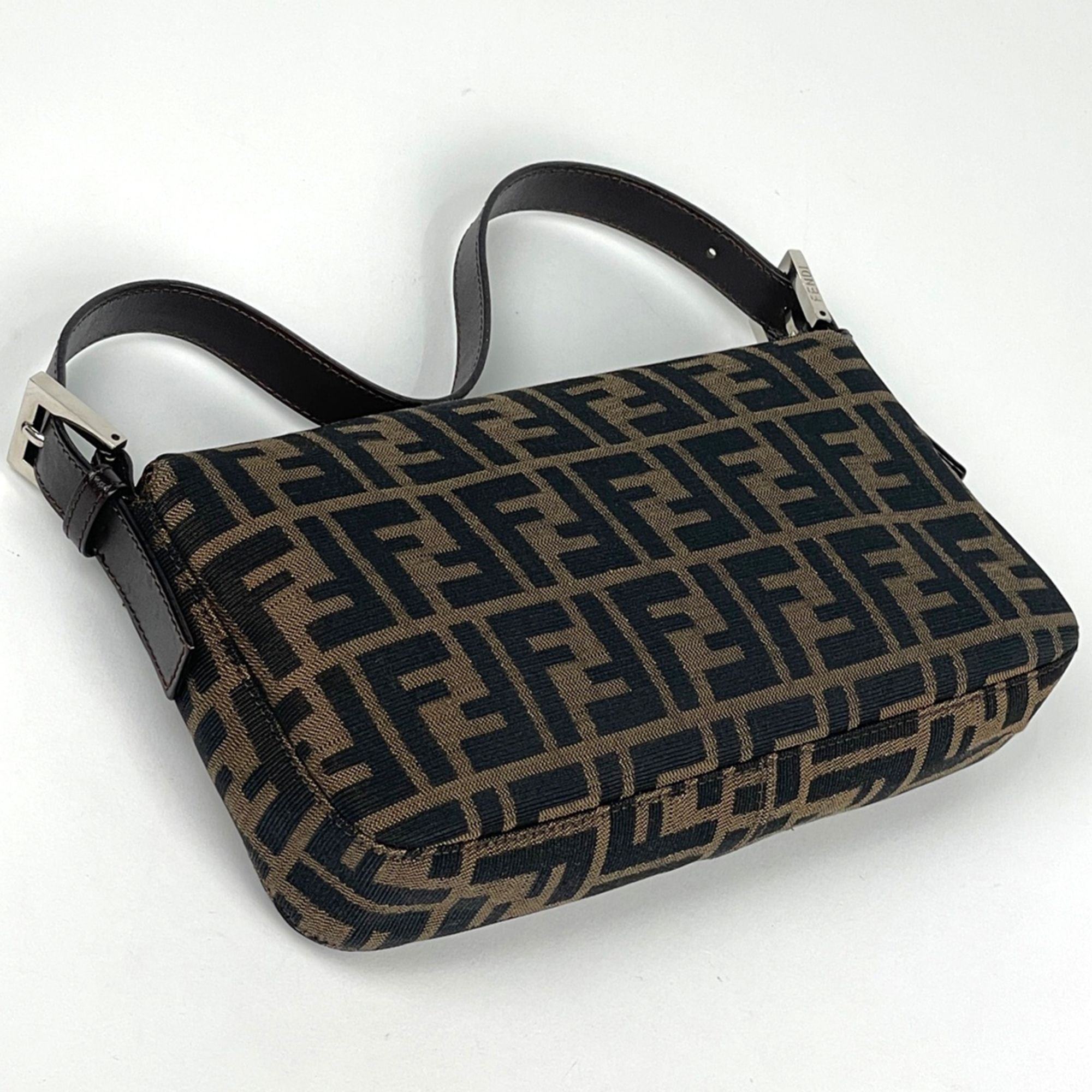 Canvas Leather Shoulder Bag (Pre-Owned) - Fendi - Modalova