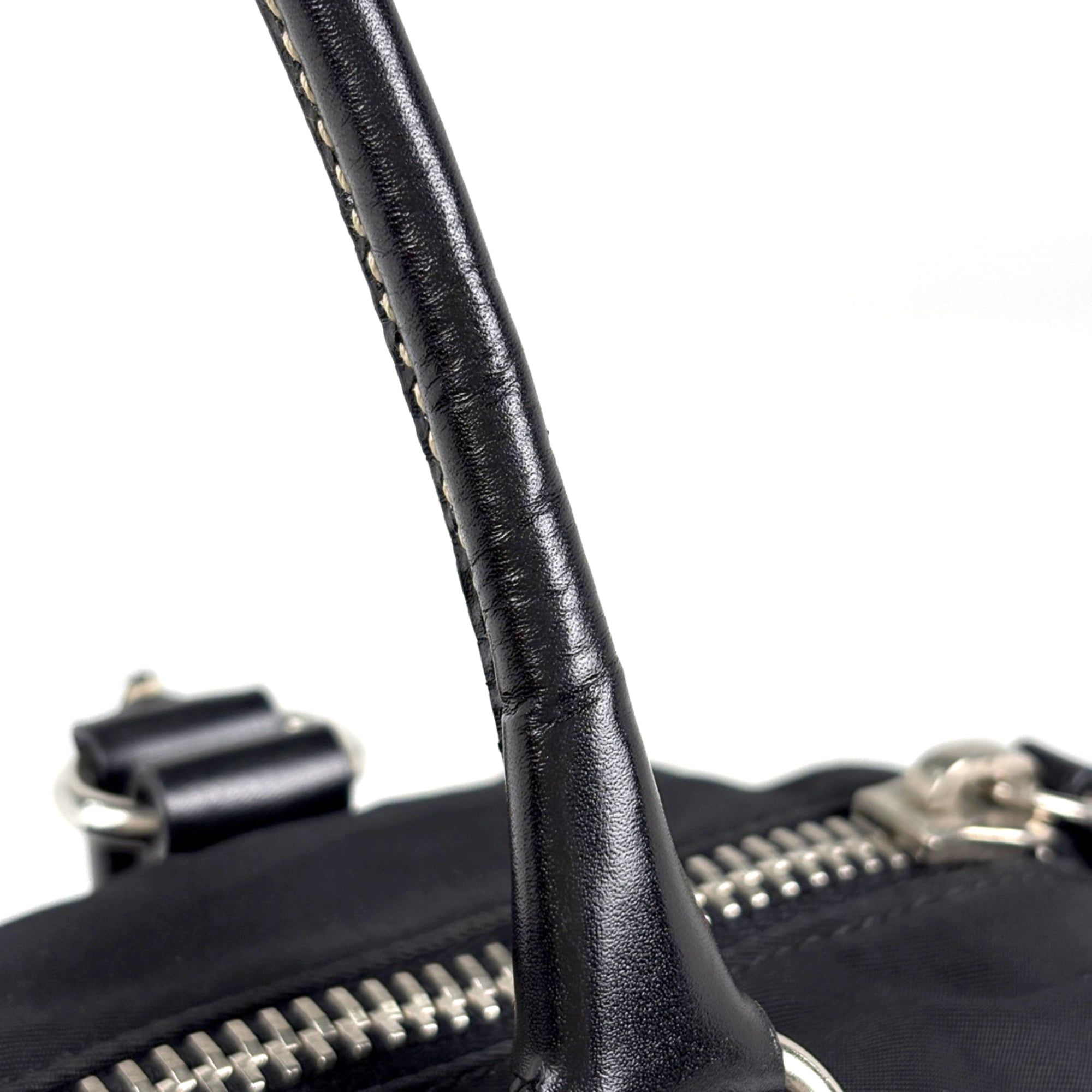 Nylon Leather Handbag (Pre-Owned) - Prada - Modalova