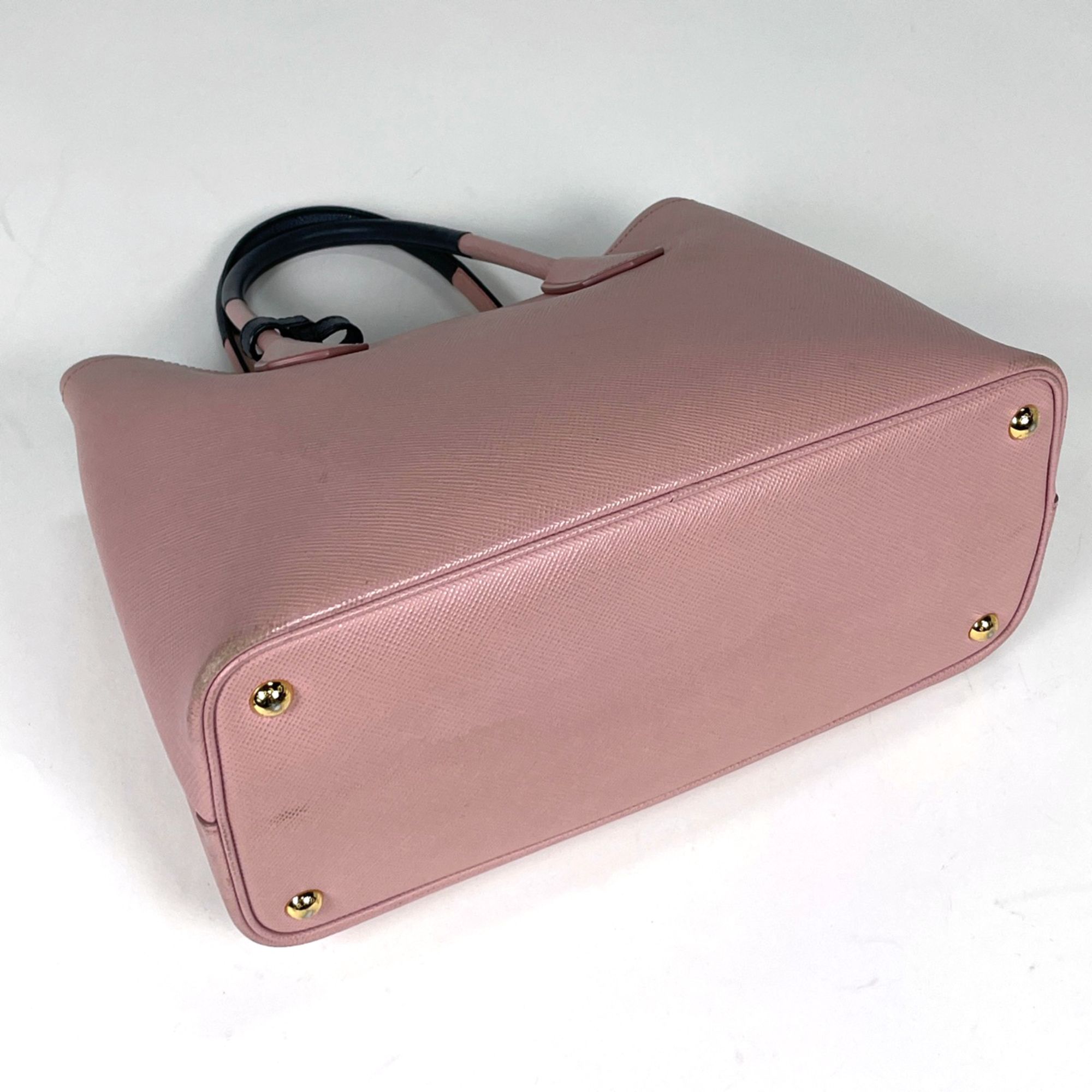 Saffiano Handbag (Pre-Owned) - Prada - Modalova