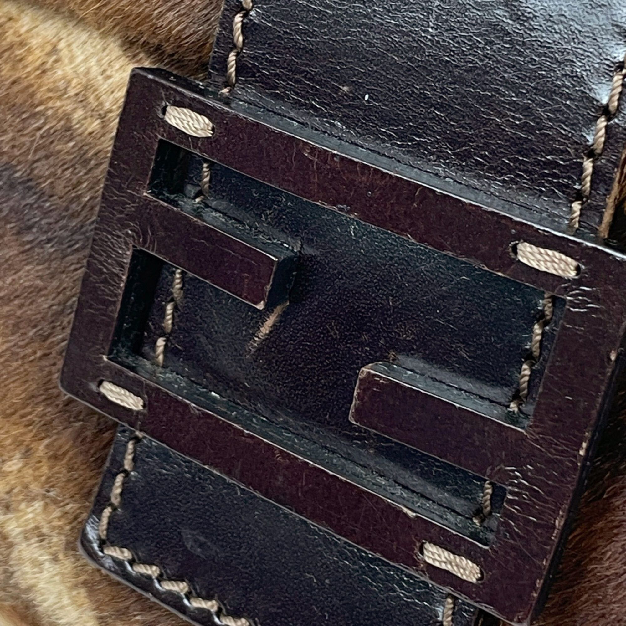 Leather Shoulder Bag (Pre-Owned) - Fendi - Modalova