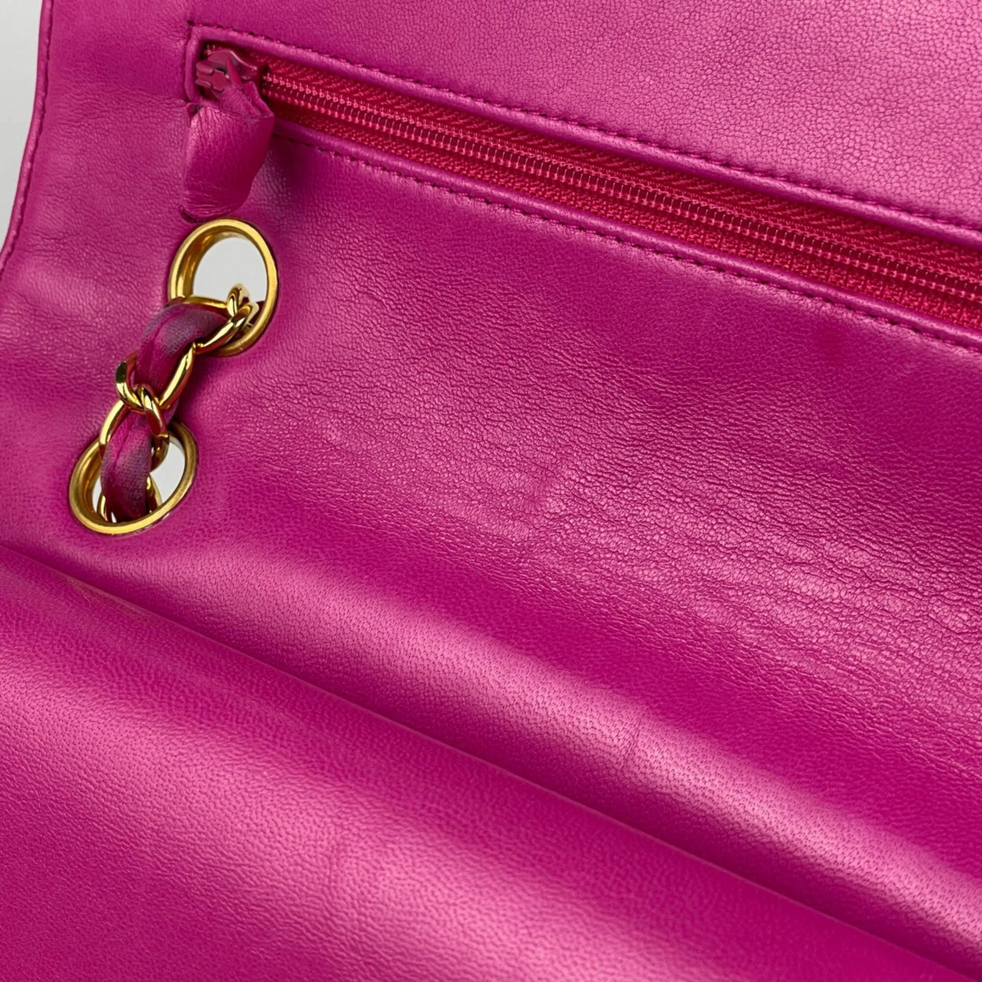 Satin Leather Shoulder Bag (Pre-Owned) - Chanel - Modalova
