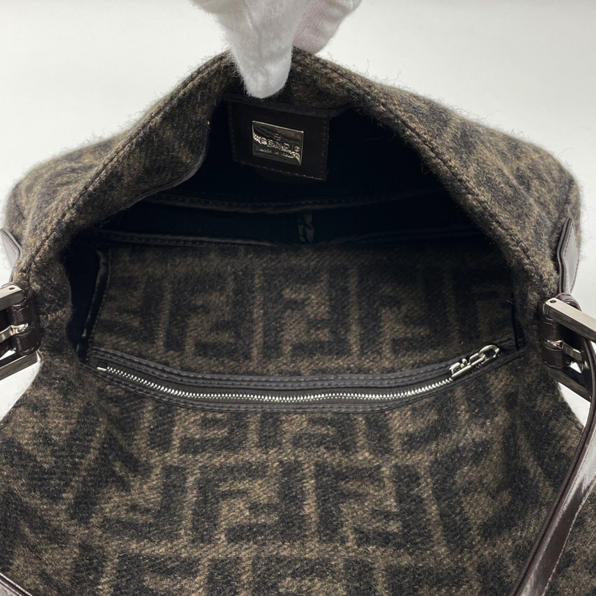 Fabric Leather Shoulder Bag (Pre-Owned) - Fendi - Modalova