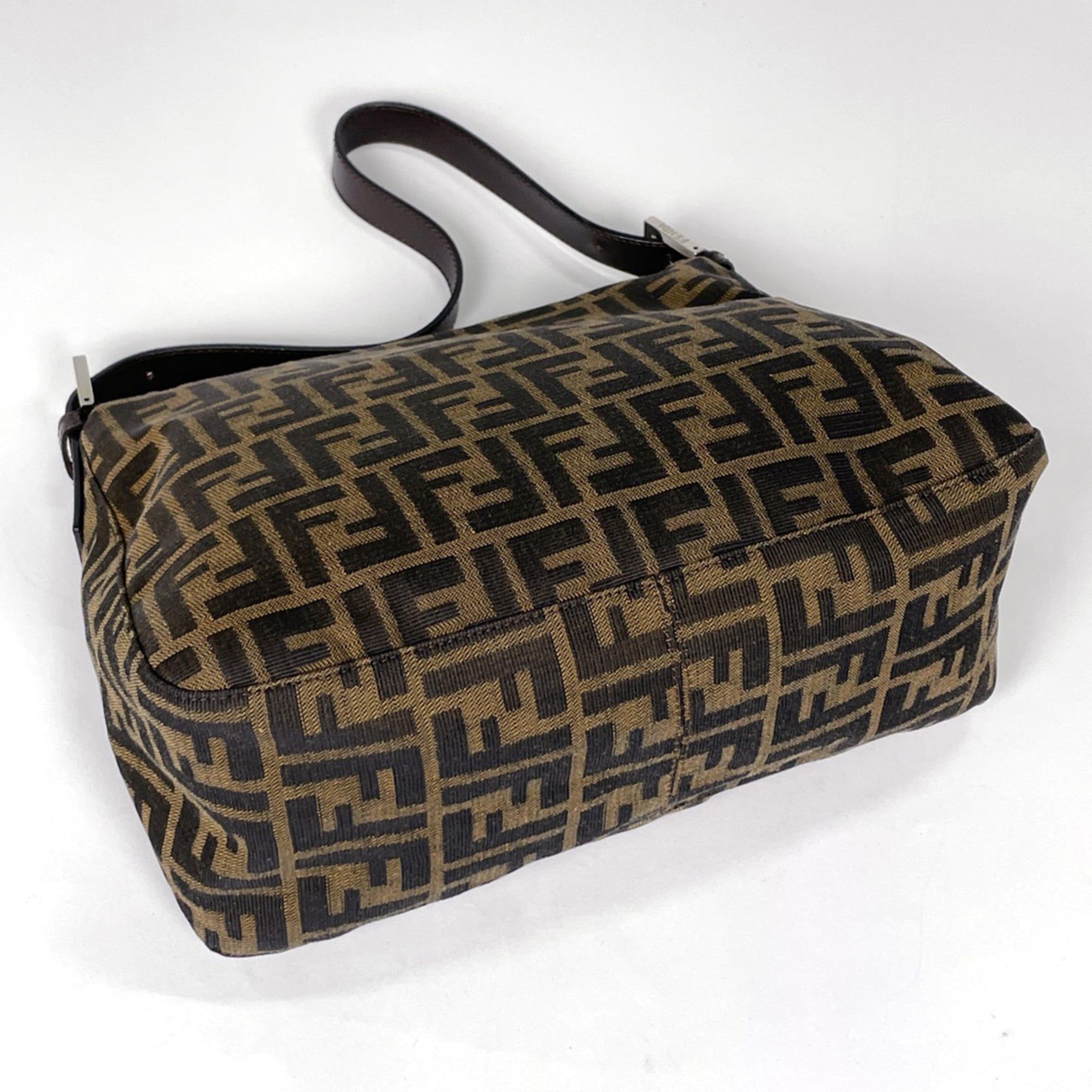Canvas Leather Shoulder Bag (Pre-Owned) - Fendi - Modalova