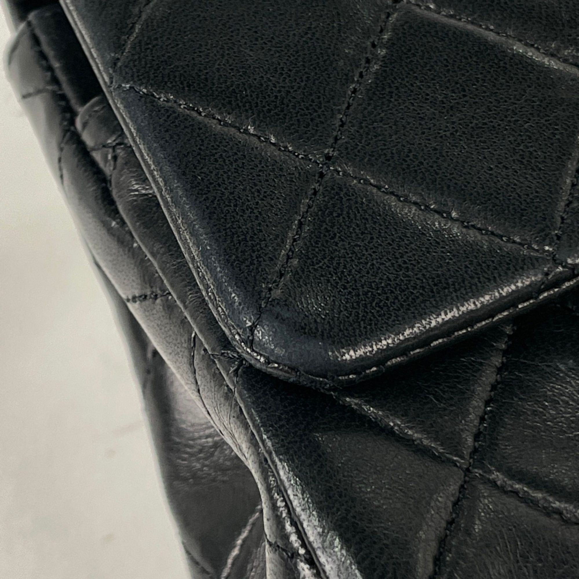 Matelasse Leather Shoulder Bag (Pre-Owned) - Chanel - Modalova
