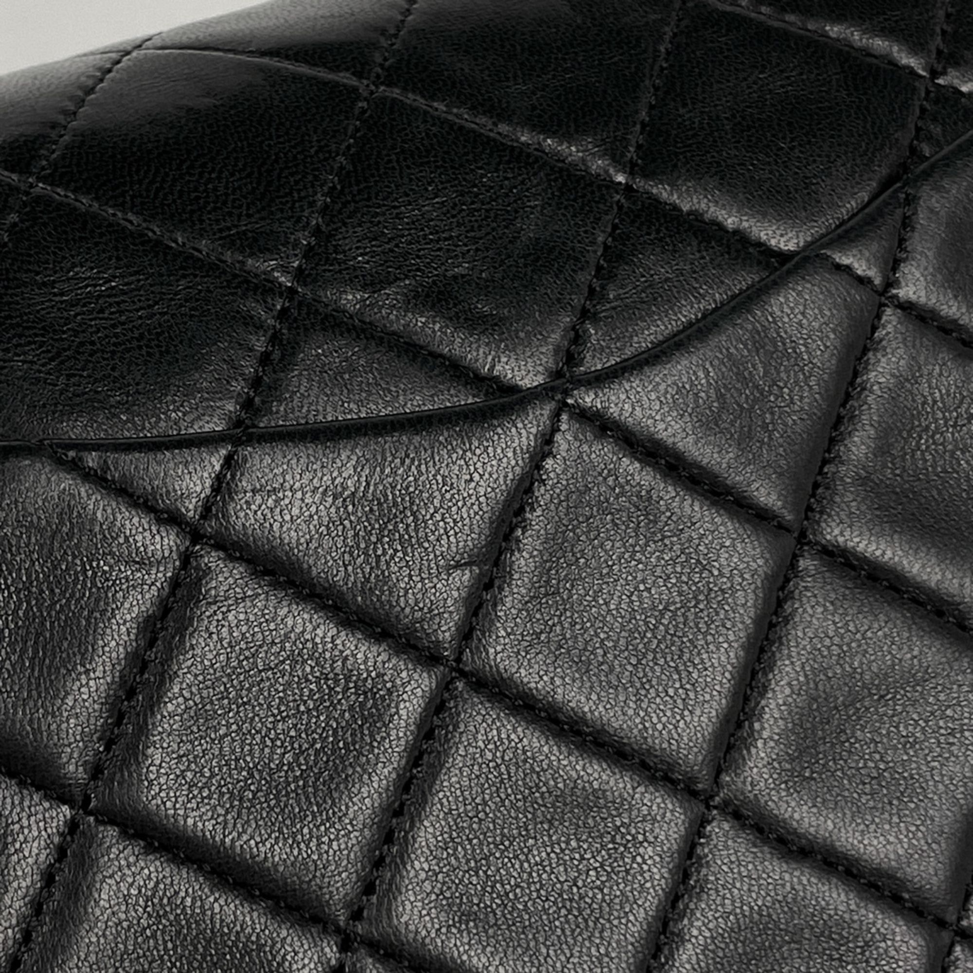 Matelasse Leather Shoulder Bag (Pre-Owned) - Chanel - Modalova