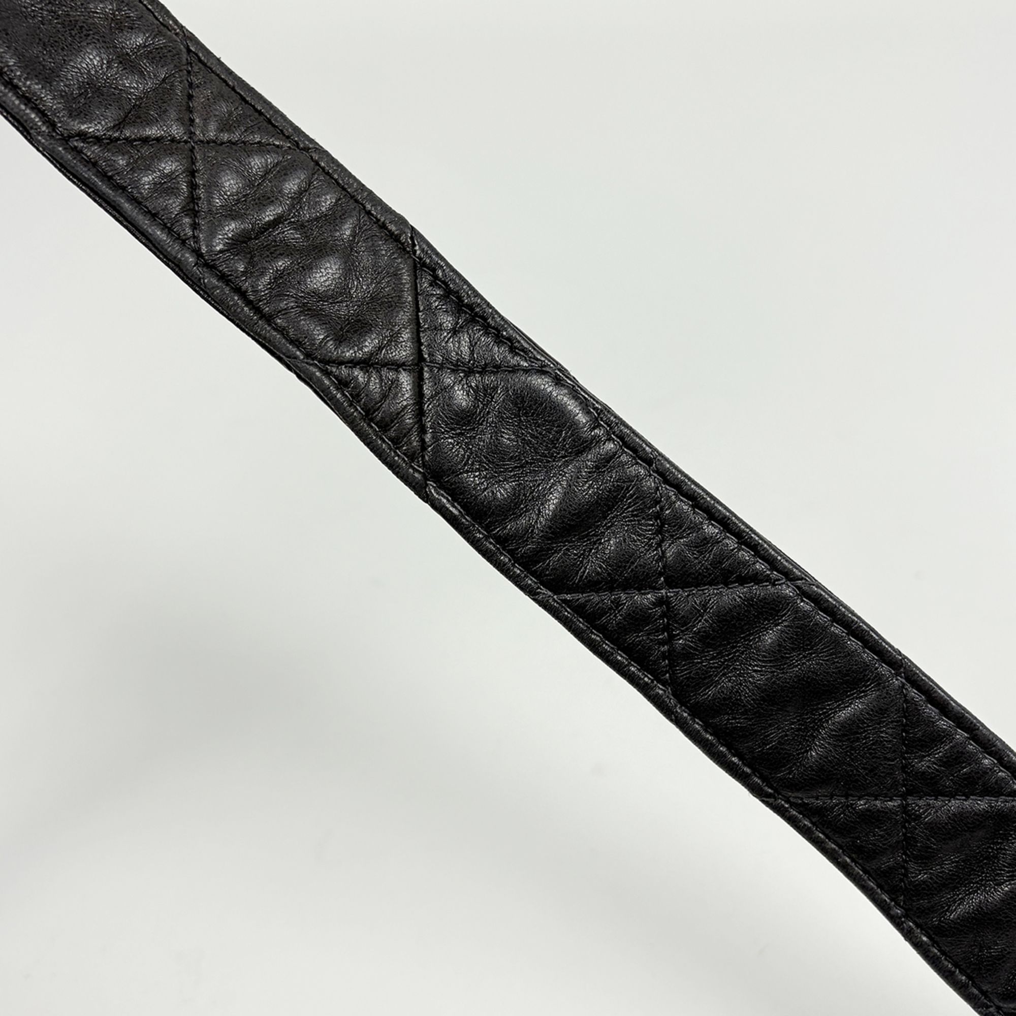 Matelasse Leather Shoulder Bag (Pre-Owned) - Chanel - Modalova