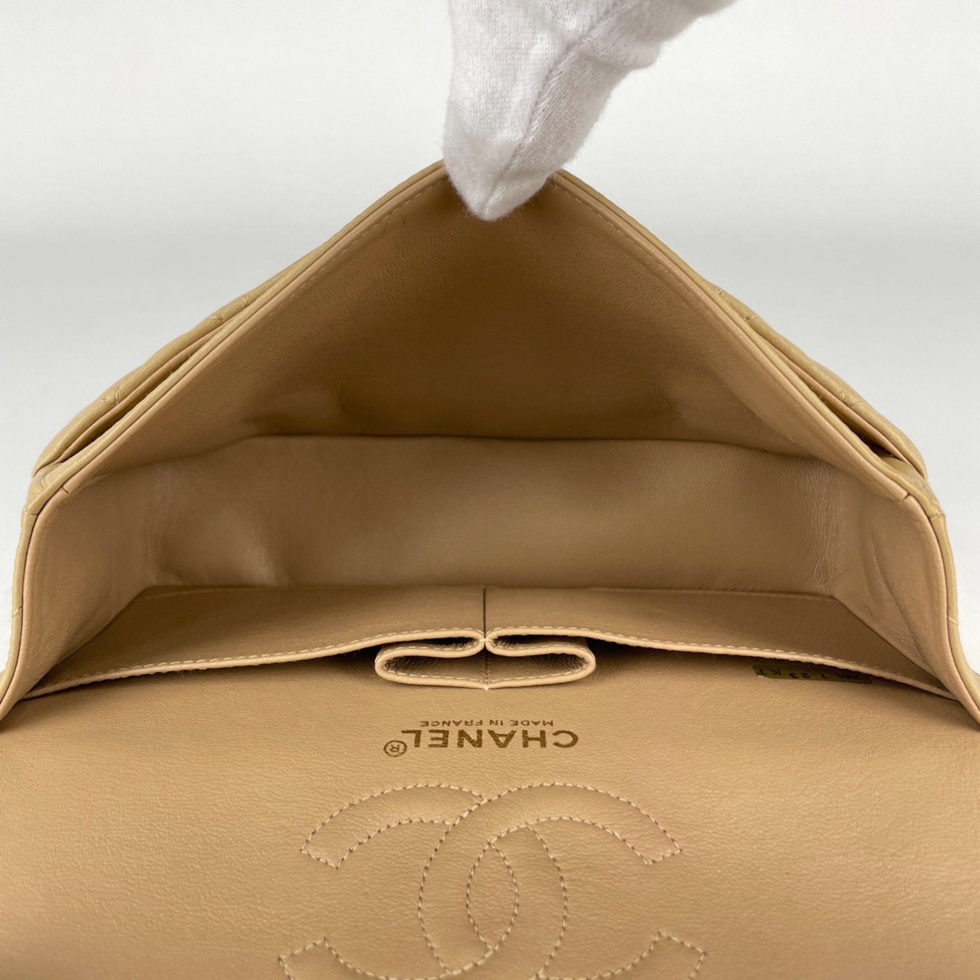 Matelasse Leather Shoulder Bag (Pre-Owned) - Chanel - Modalova