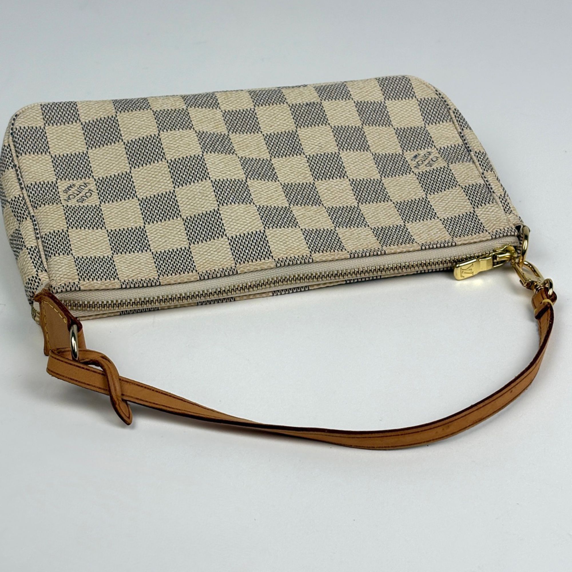 Damier Azur Pouch (Pre-Owned) - Louis Vuitton - Modalova