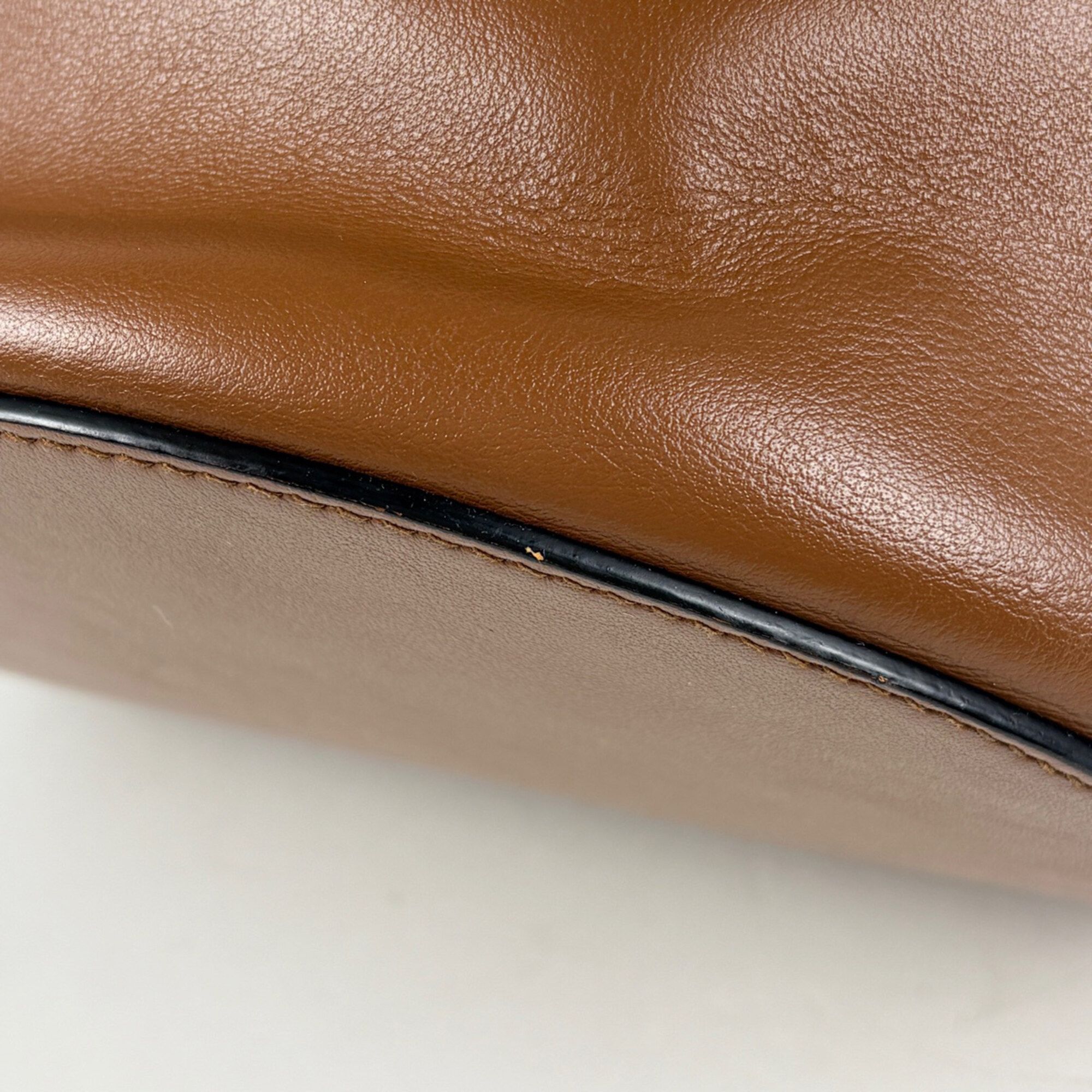 Leather Shoulder Bag (Pre-Owned) - Prada - Modalova