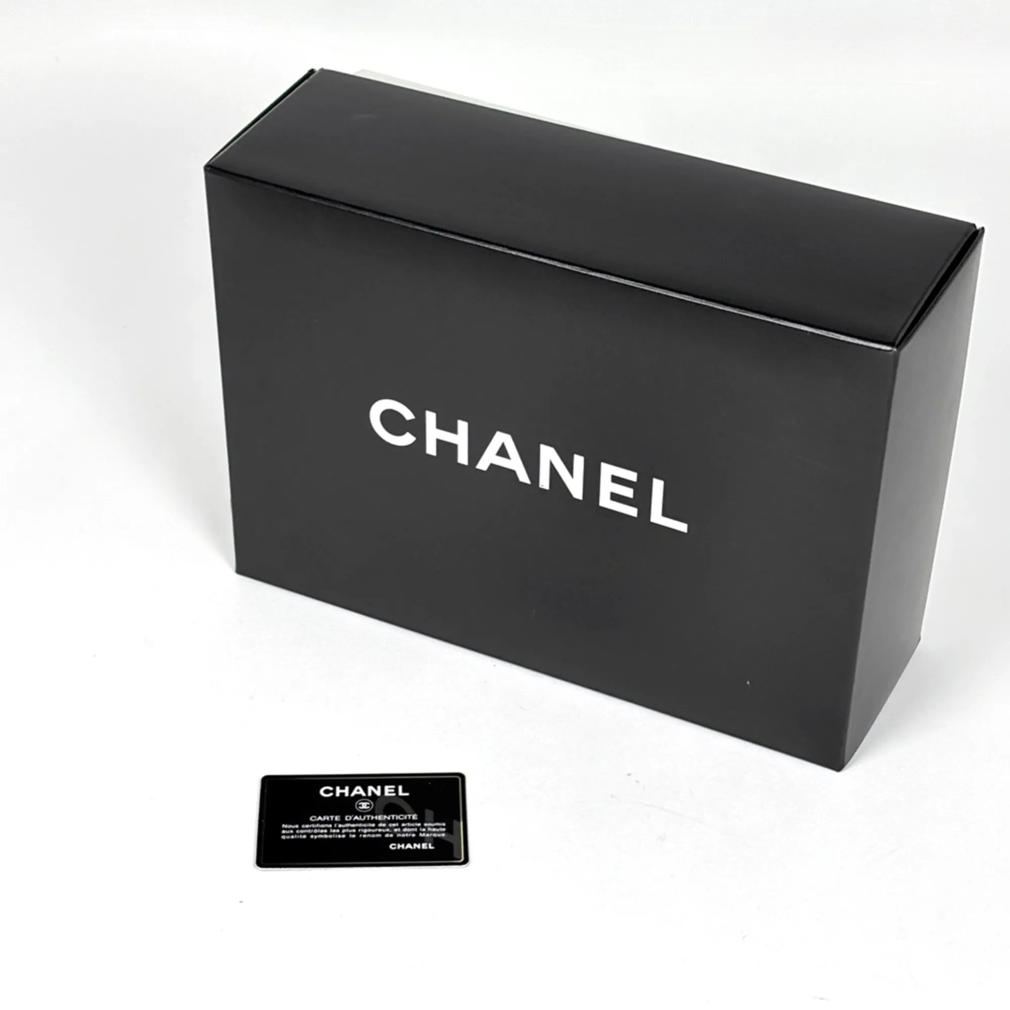 Leather Satin Handbag (Pre-Owned) - Chanel - Modalova