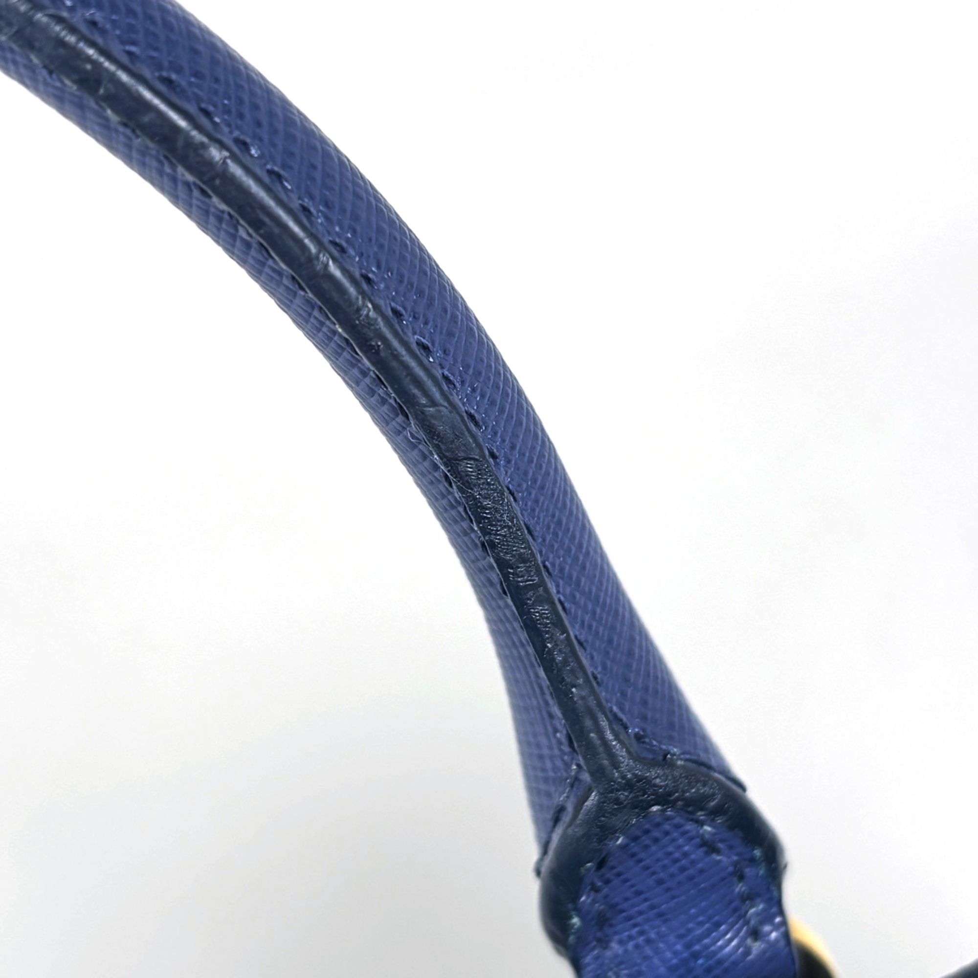 Leather Handbag (Pre-Owned) - Prada - Modalova