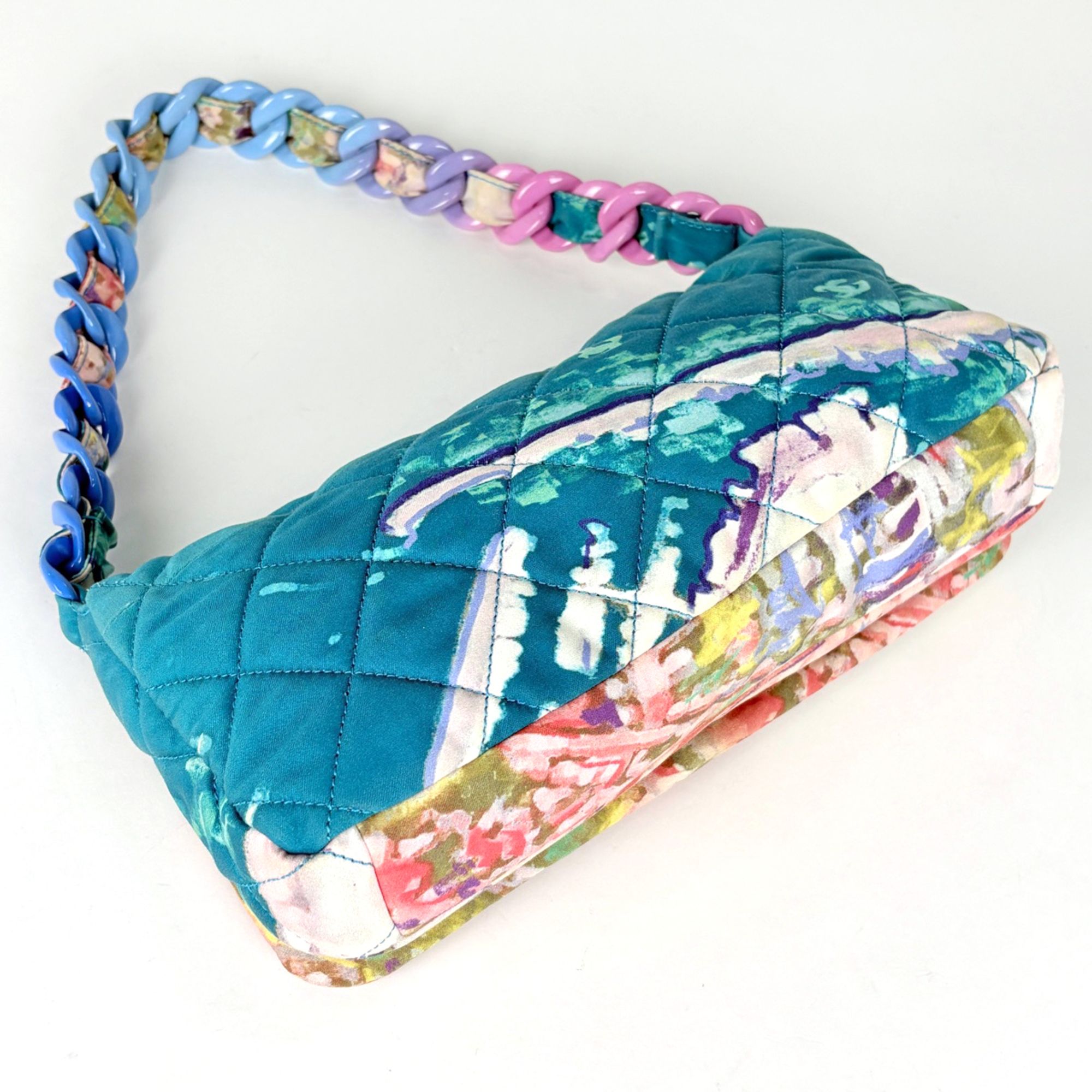 Canvas Plastic Shoulder Bag (Pre-Owned) - Chanel - Modalova