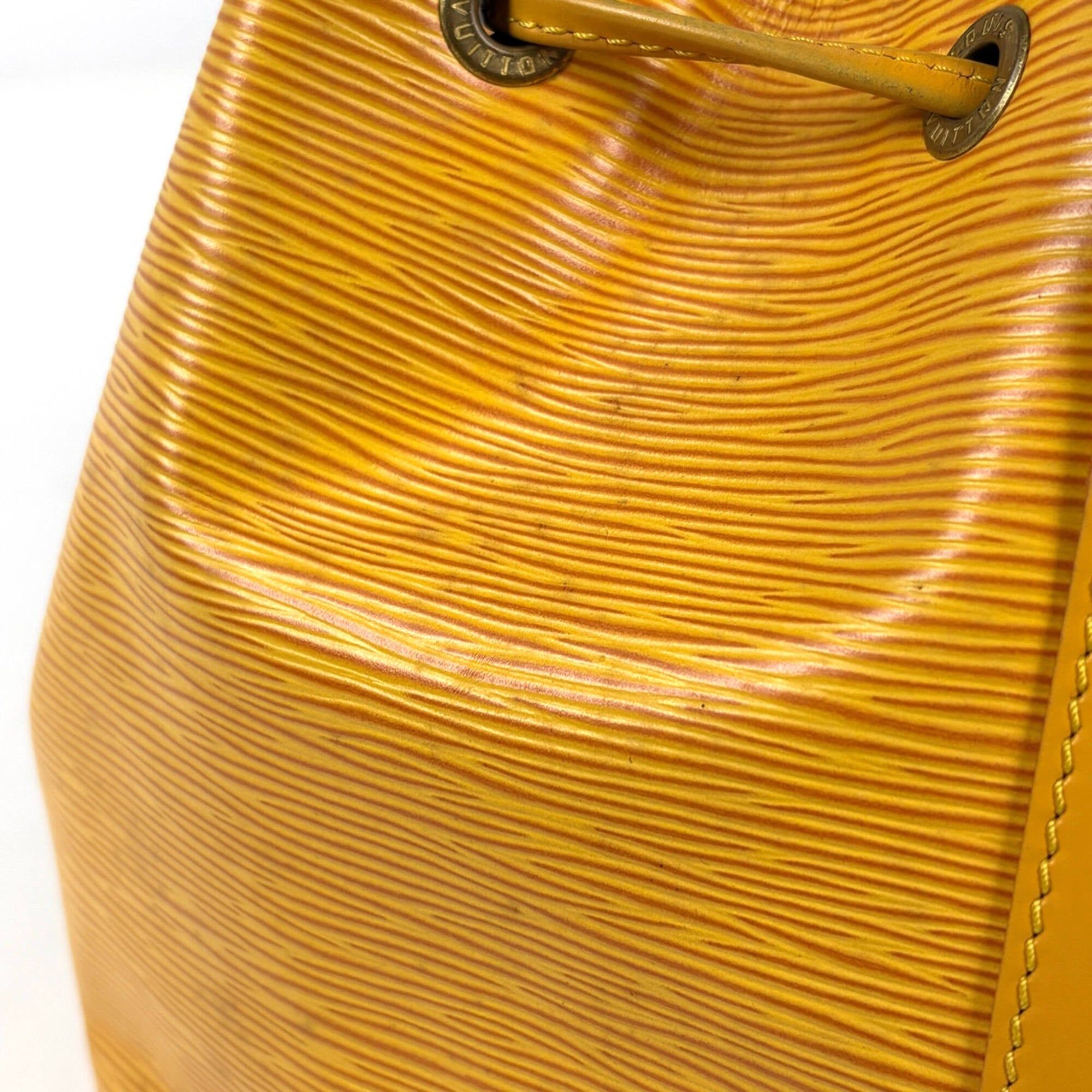 Epi Leather Shoulder Bag (Pre-Owned) - Louis Vuitton - Modalova