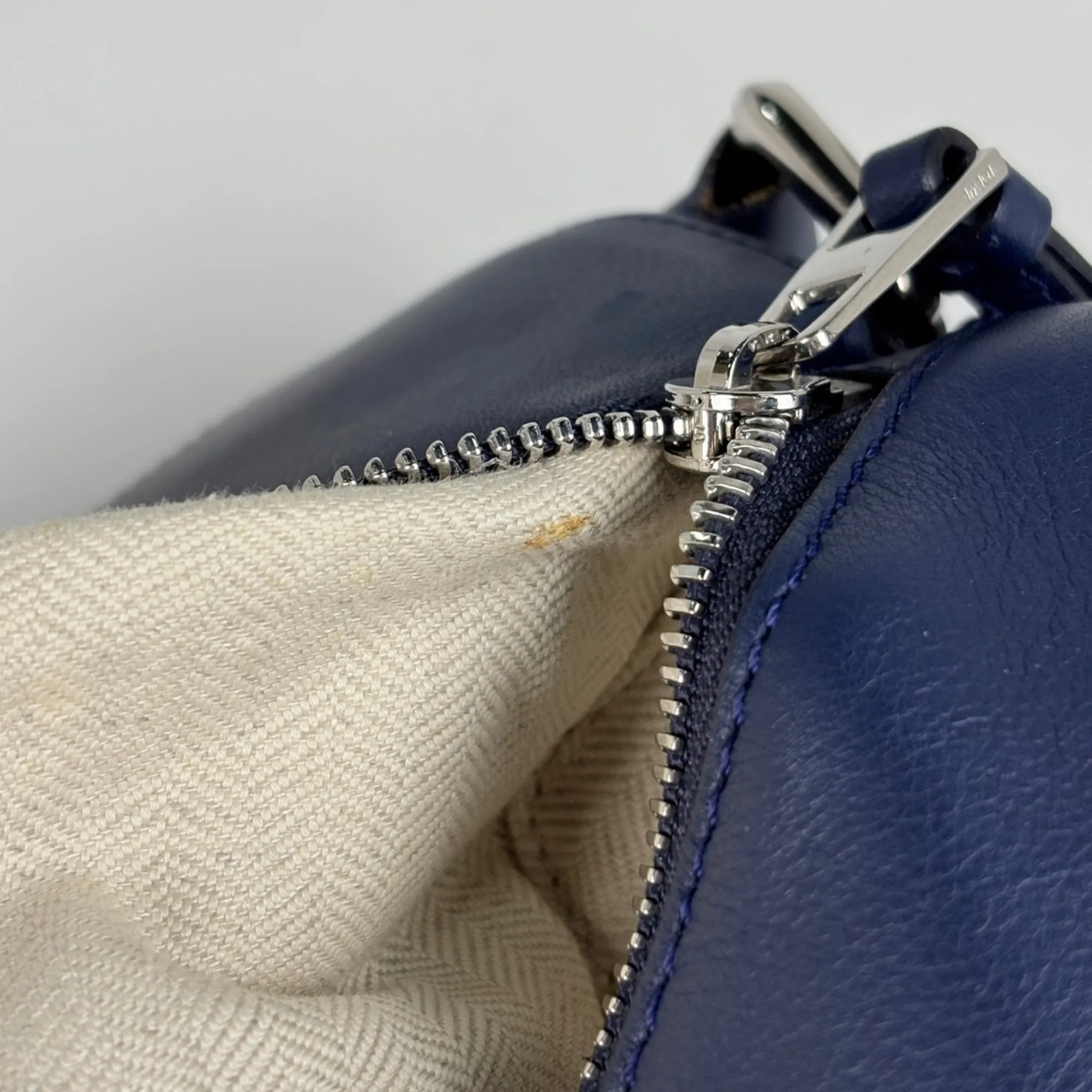 Leather Handbag (Pre-Owned) - Loewe - Modalova