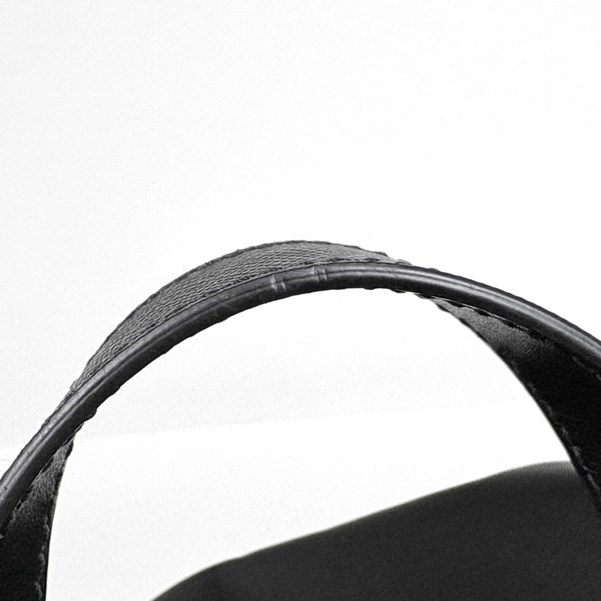 Nylon Saffiano Triangle Leather Backpack (Pre-Owned) - Prada - Modalova