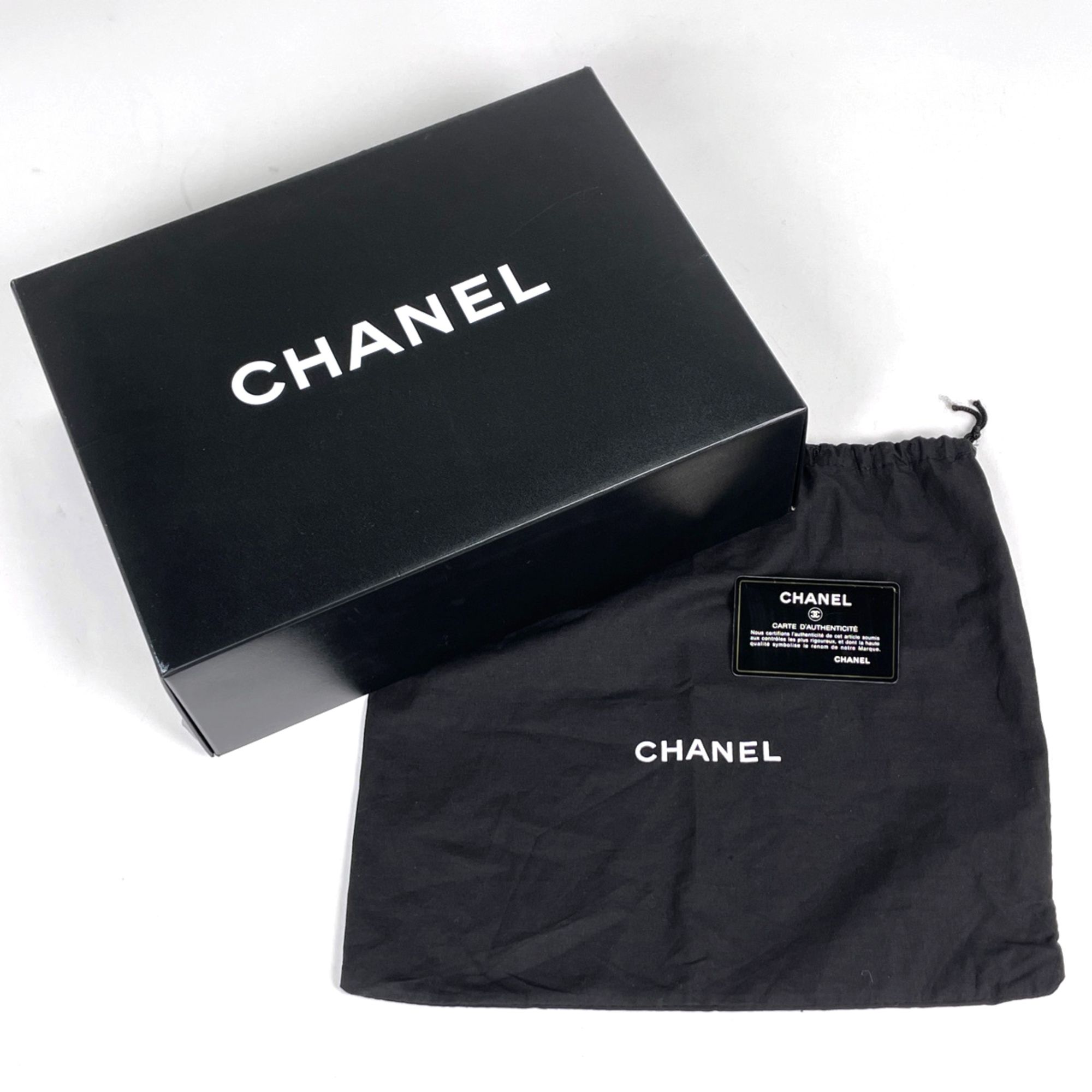 Leather Shoulder Bag (Pre-Owned) - Chanel - Modalova