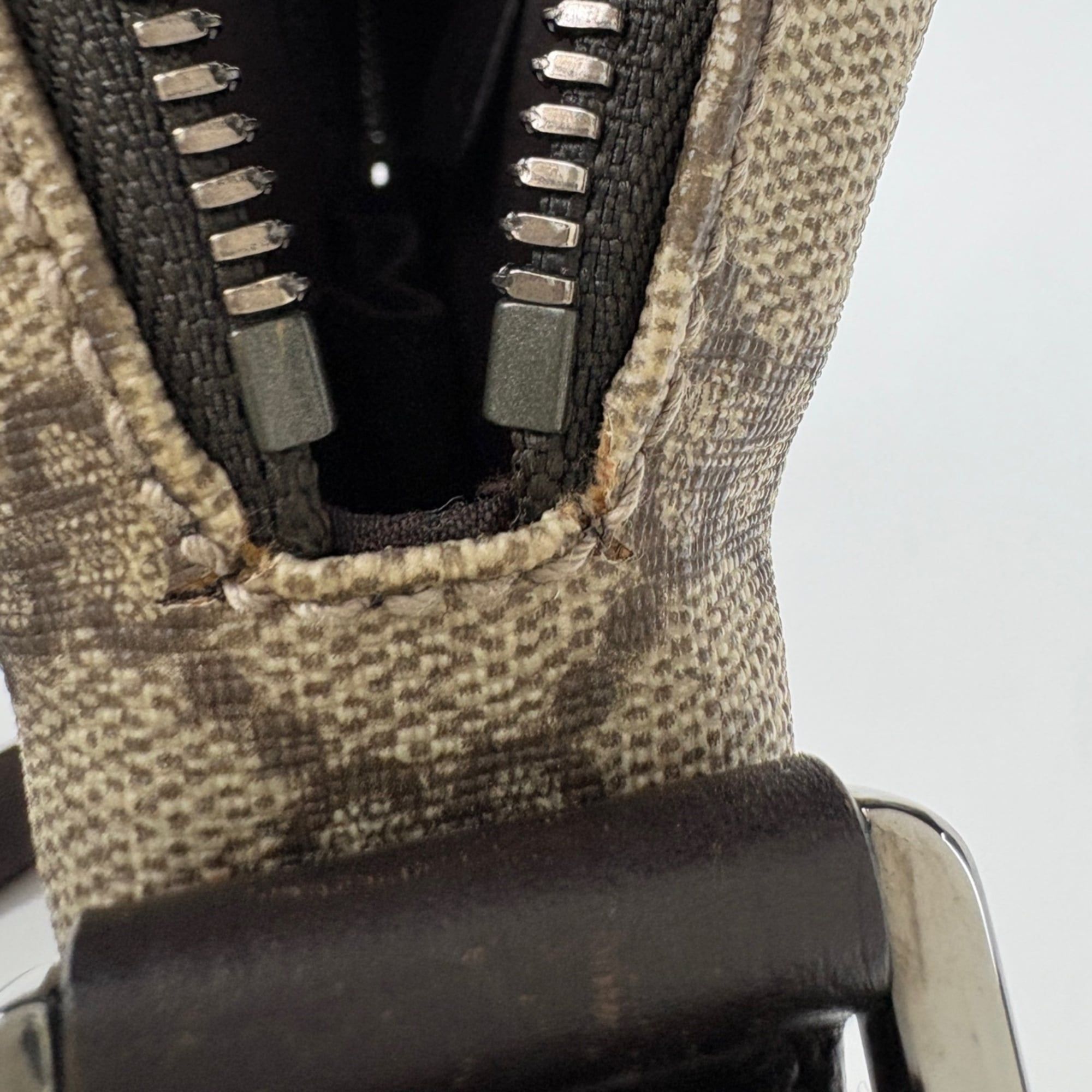 Coated Canvas Leather Shoulder Bag (Pre-Owned) - Gucci - Modalova