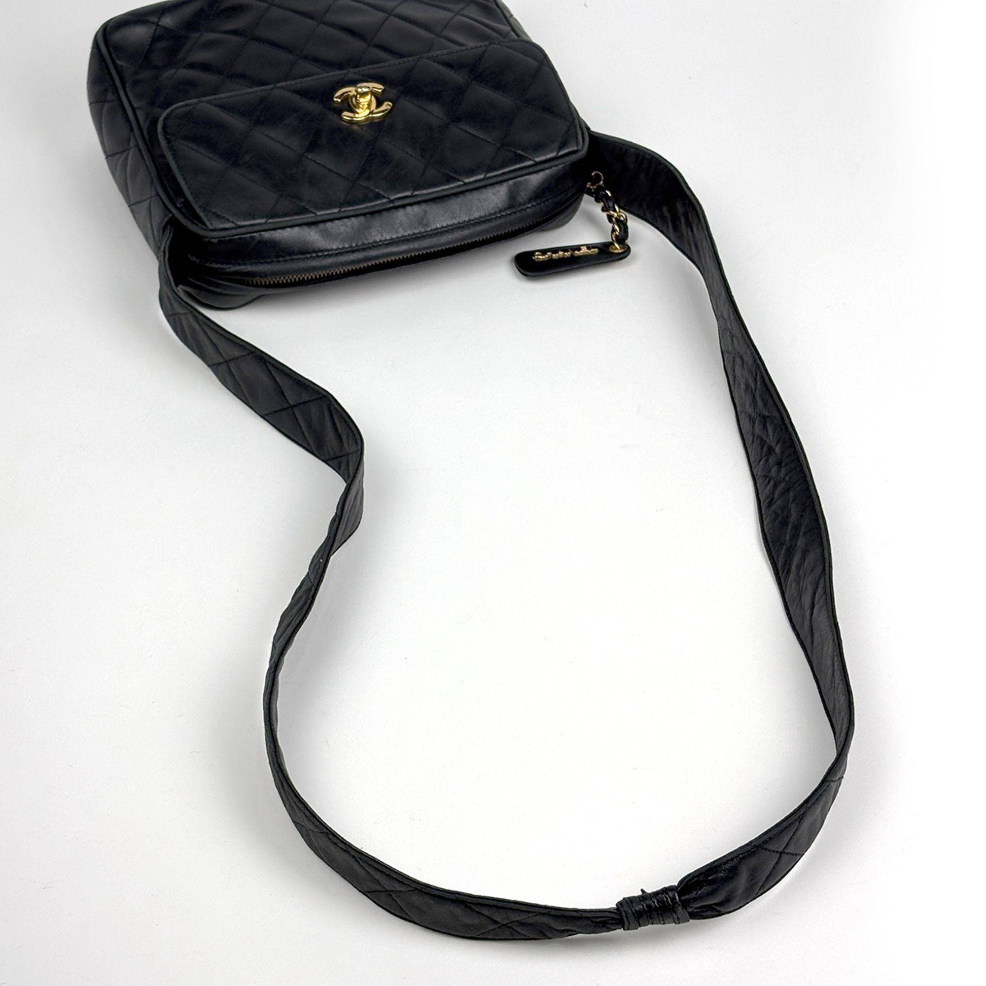 Leather Shoulder Bag (Pre-Owned) - Chanel - Modalova