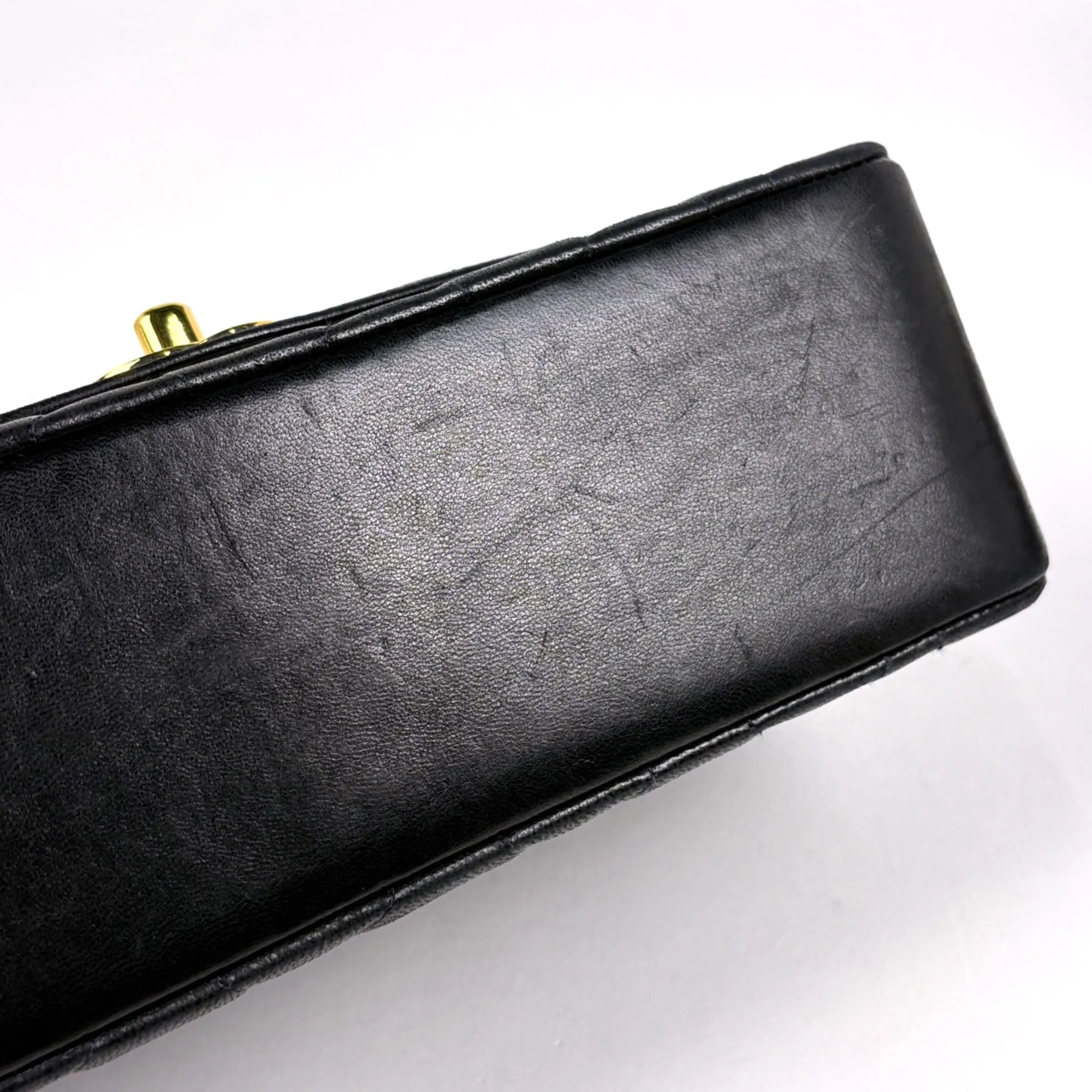 Leather Shoulder Bag (Pre-Owned) - Chanel - Modalova