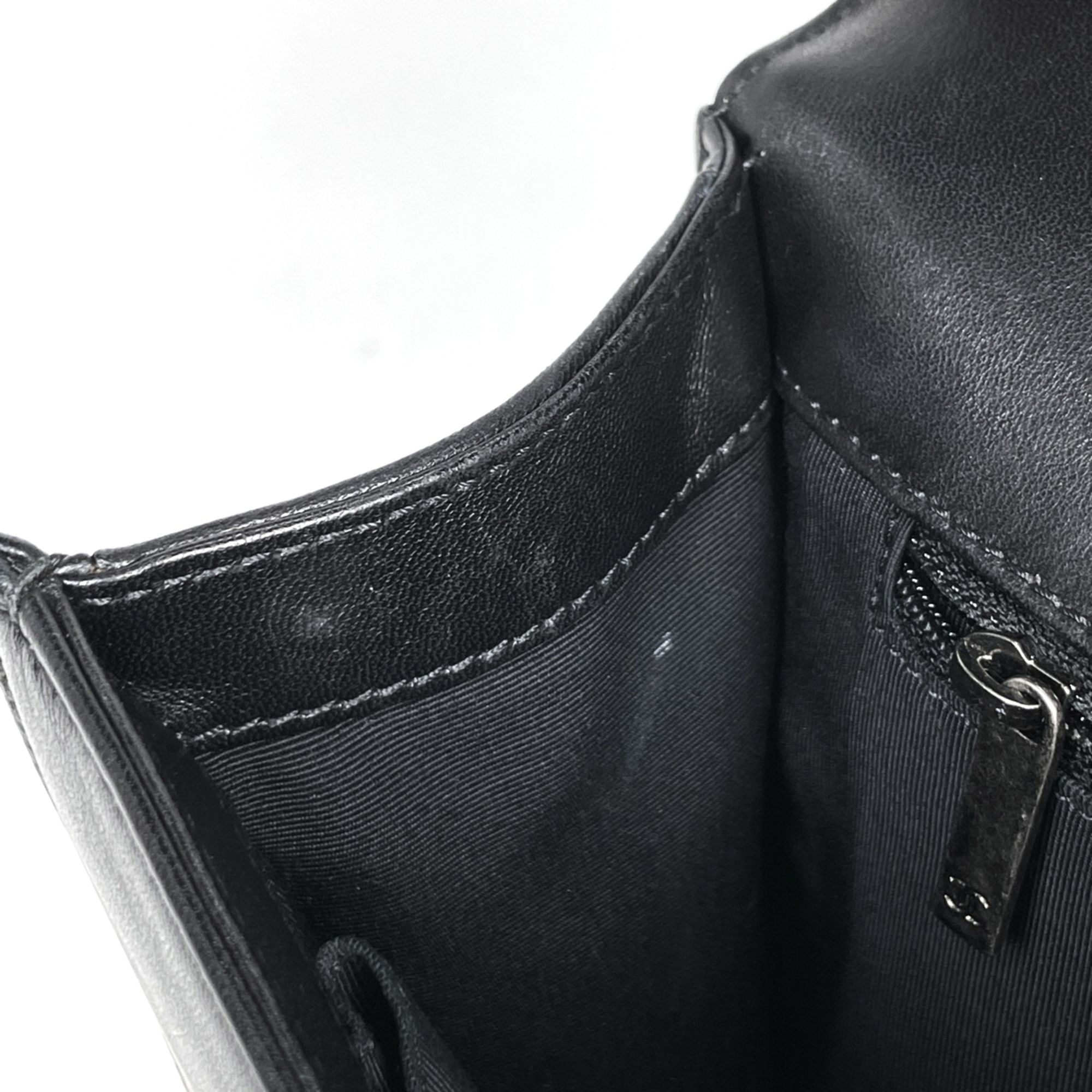 Leather Shoulder Bag (Pre-Owned) - Chanel - Modalova