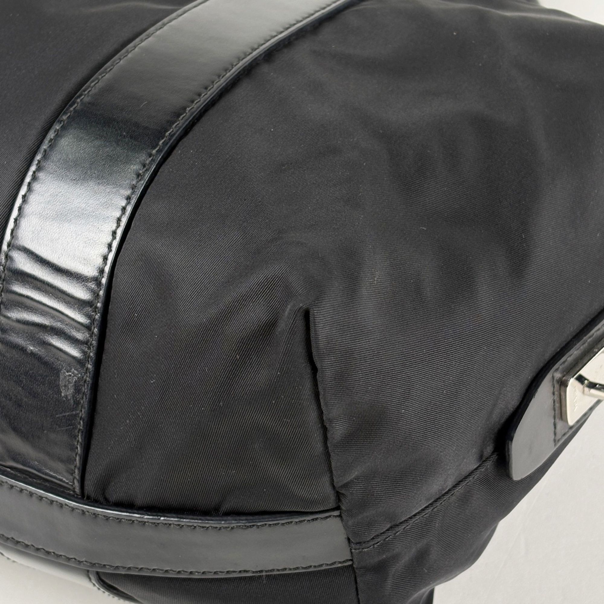 Nylon Leather Handbag (Pre-Owned) - Prada - Modalova