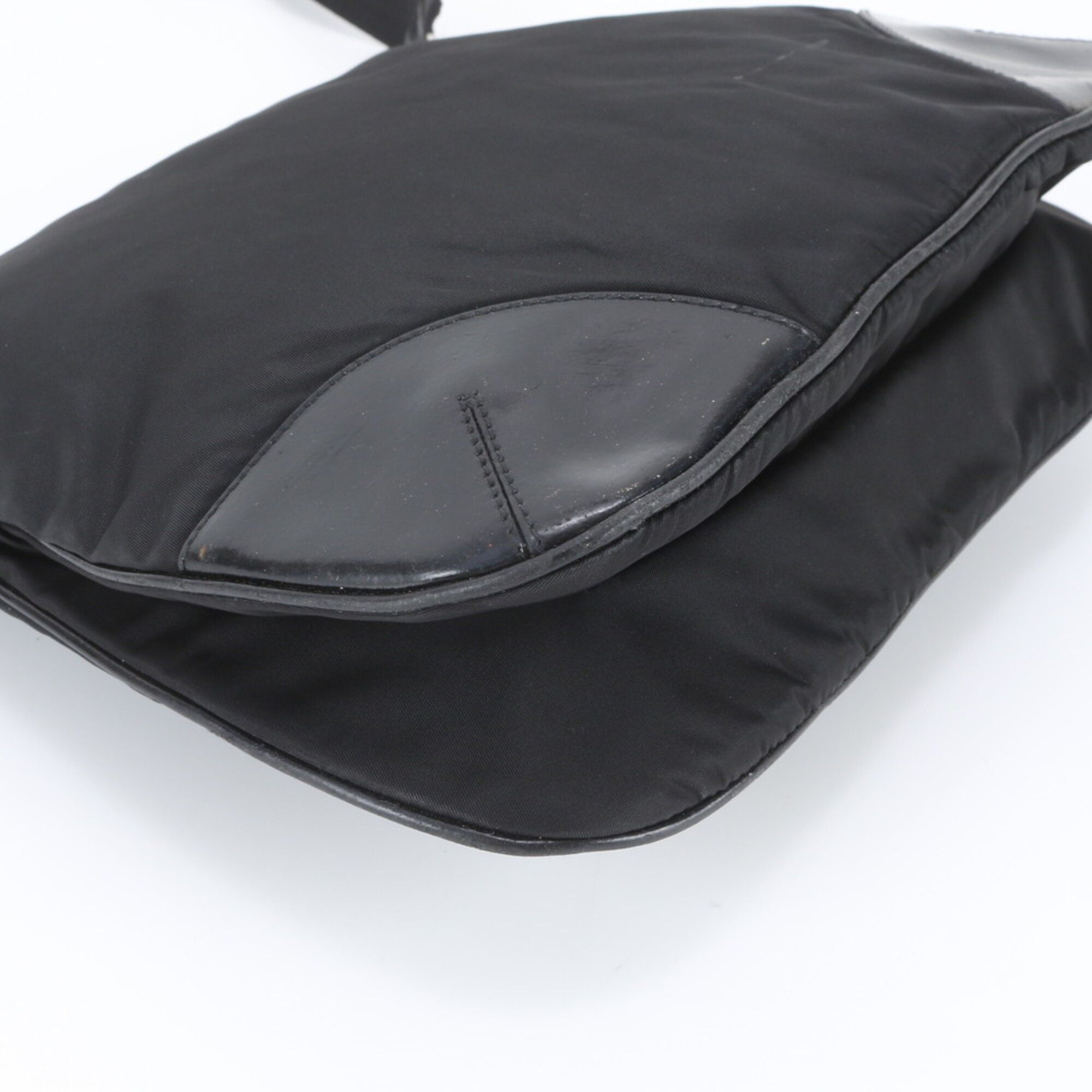 Leather Nylon Messenger Bag Shoulder Bag (Pre-Owned) - Prada - Modalova