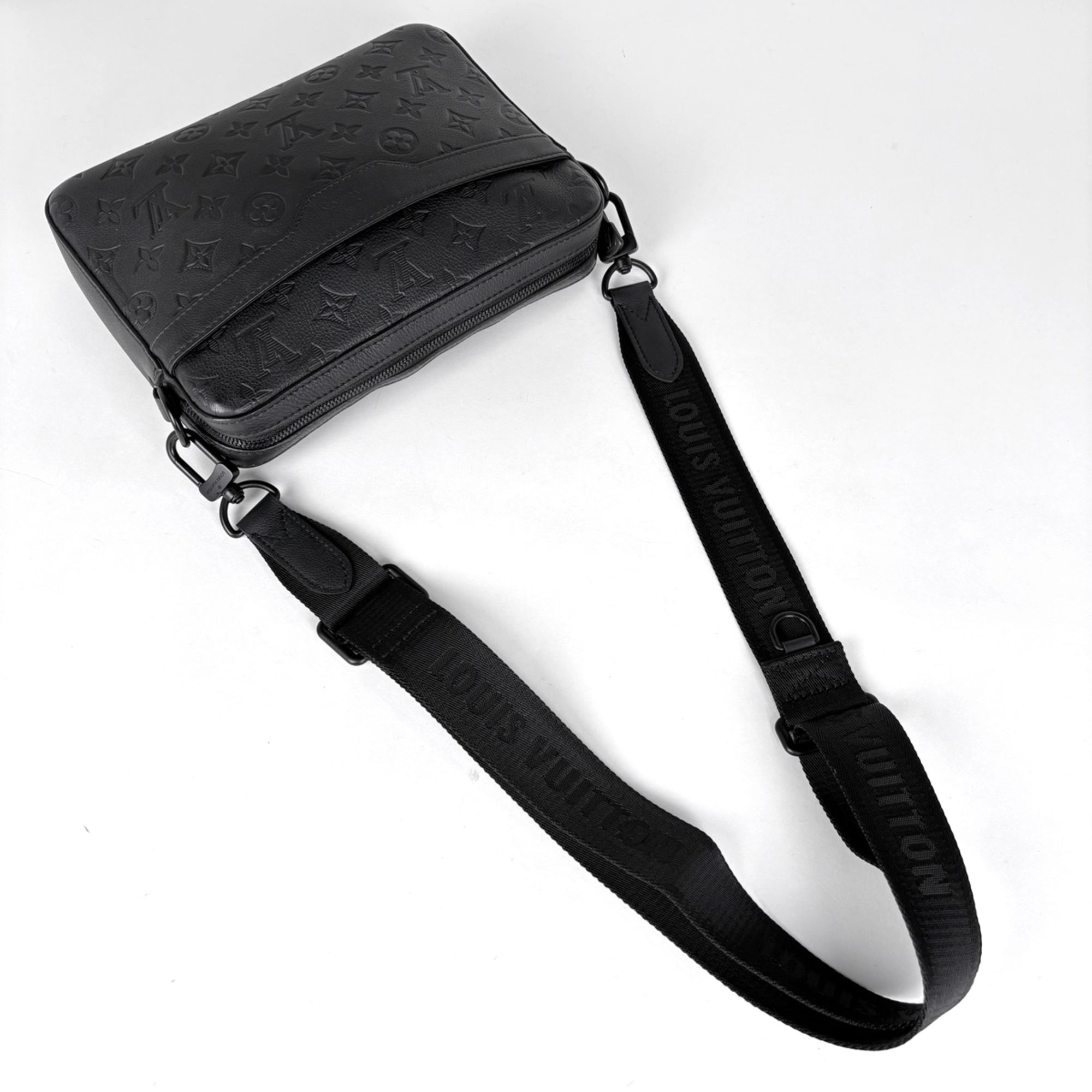 Monogram Shadow Pouch Shoulder Bag (Pre-Owned) - Louis Vuitton - Modalova