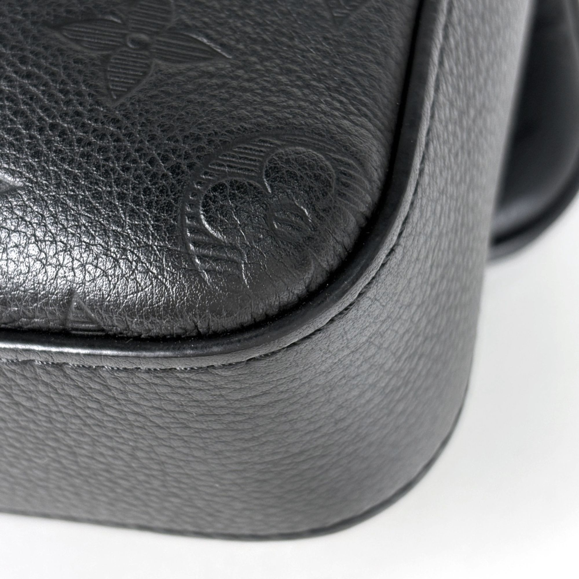 Monogram Shadow Pouch Shoulder Bag (Pre-Owned) - Louis Vuitton - Modalova