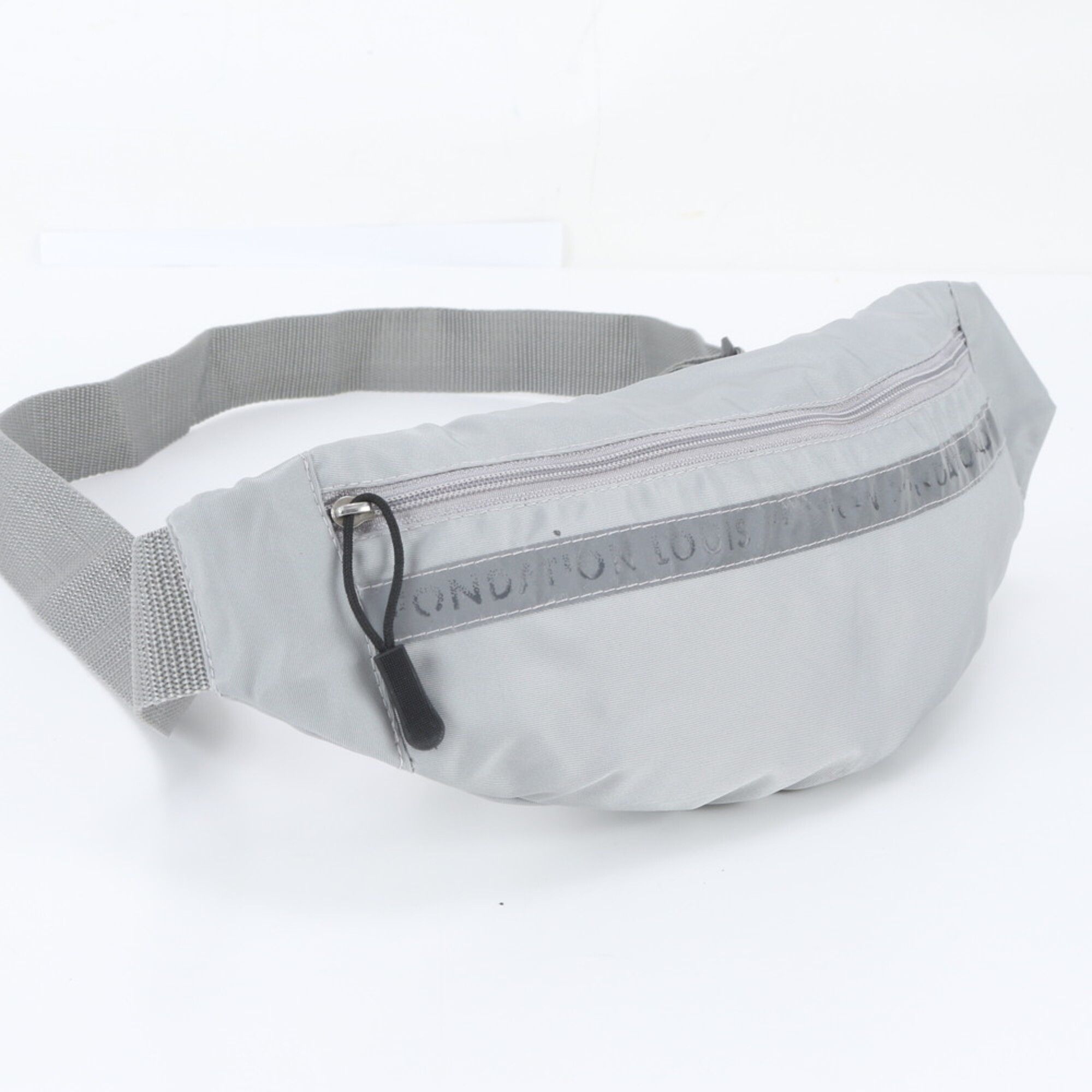 Pouch Sling Bag (Pre-Owned) - Louis Vuitton - Modalova