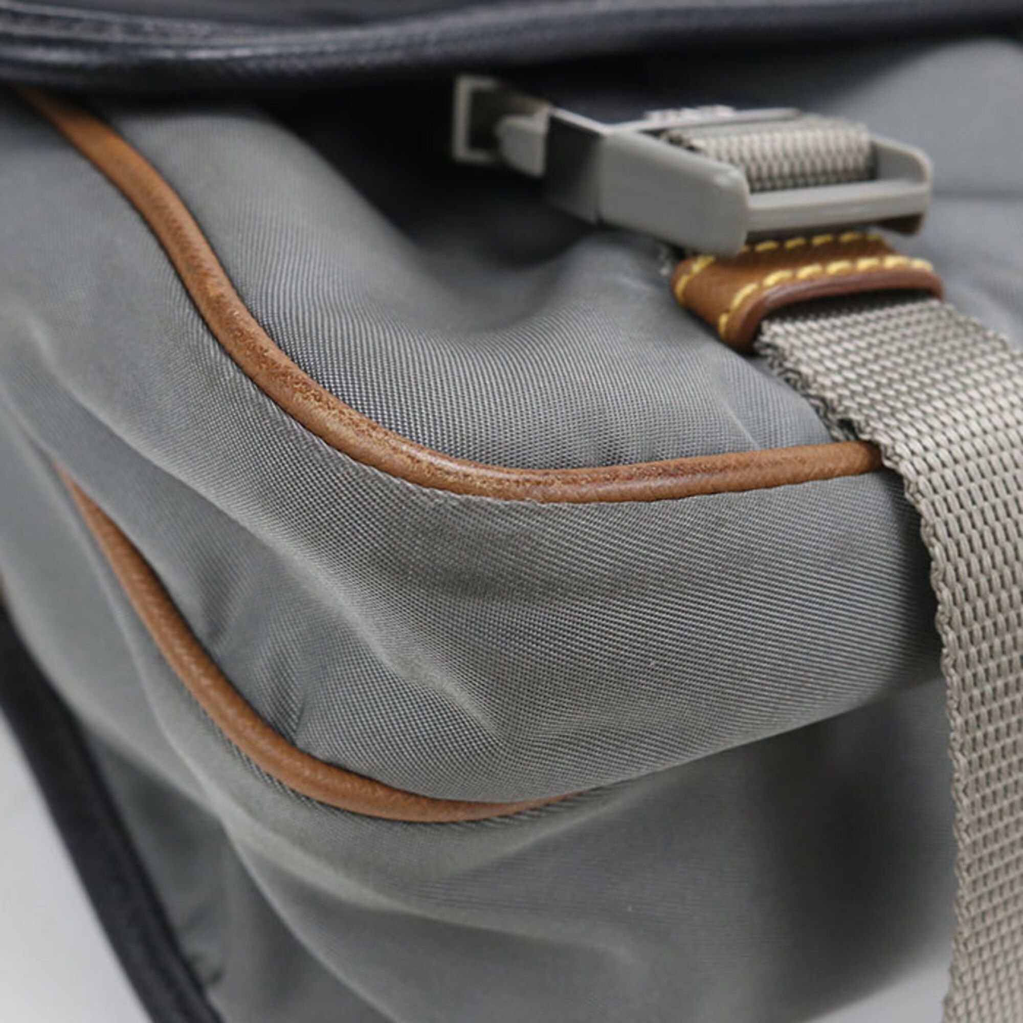 Nylon Shoulder Bag (Pre-Owned) - Prada - Modalova