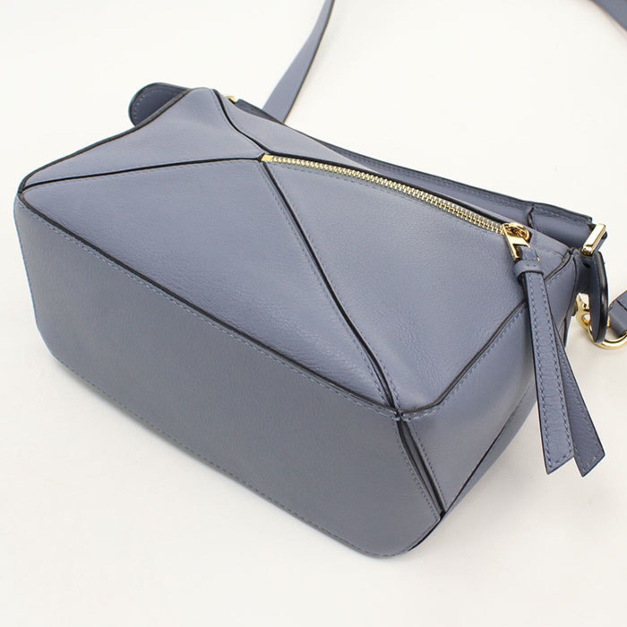 Leather Handbag (Pre-Owned) - Loewe - Modalova