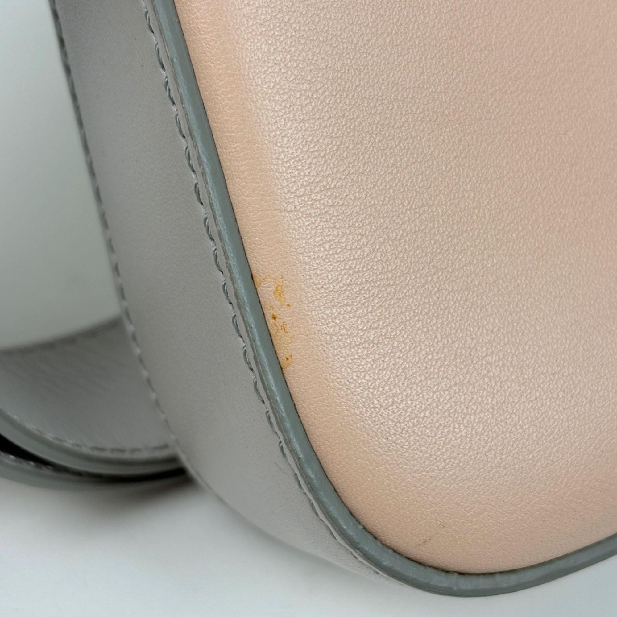 Leather Shoulder Bag (Pre-Owned) - Fendi - Modalova