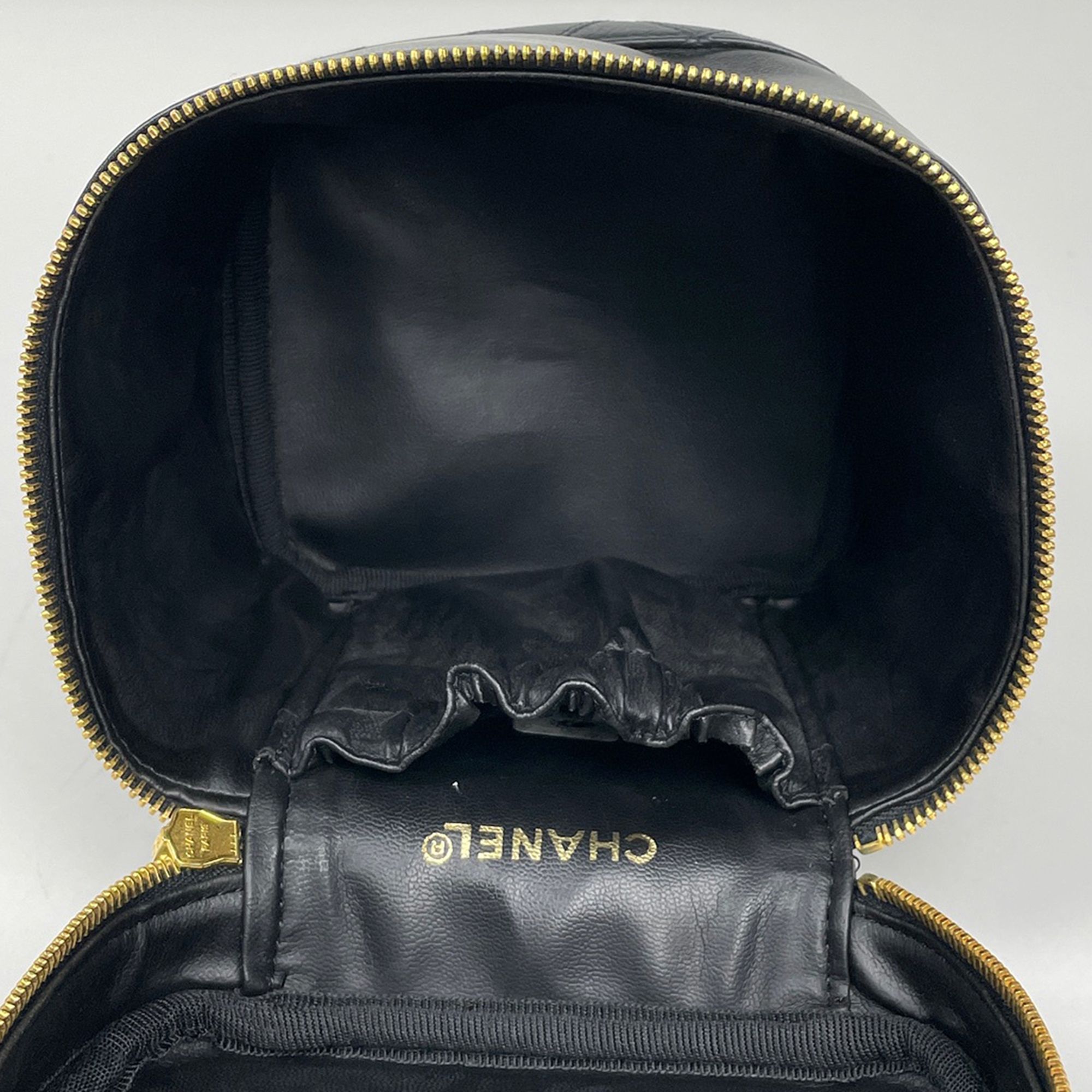 Bicolor Leather Vanity Bag (Pre-Owned) - Chanel - Modalova