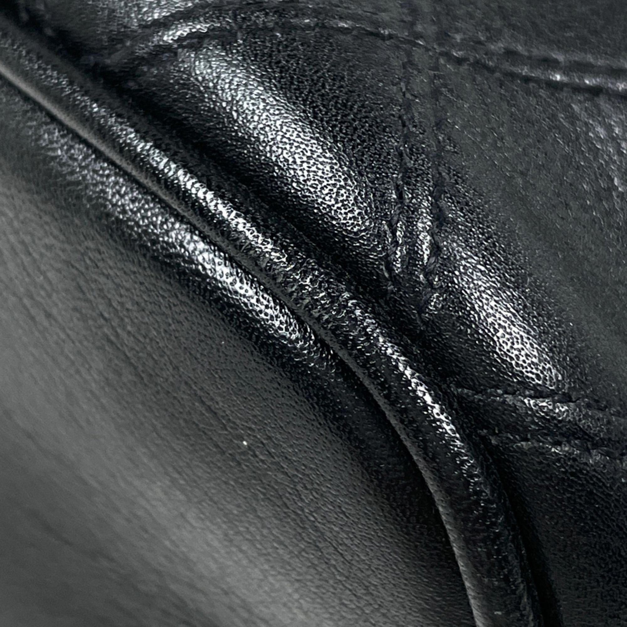 Bicolor Leather Vanity Bag (Pre-Owned) - Chanel - Modalova