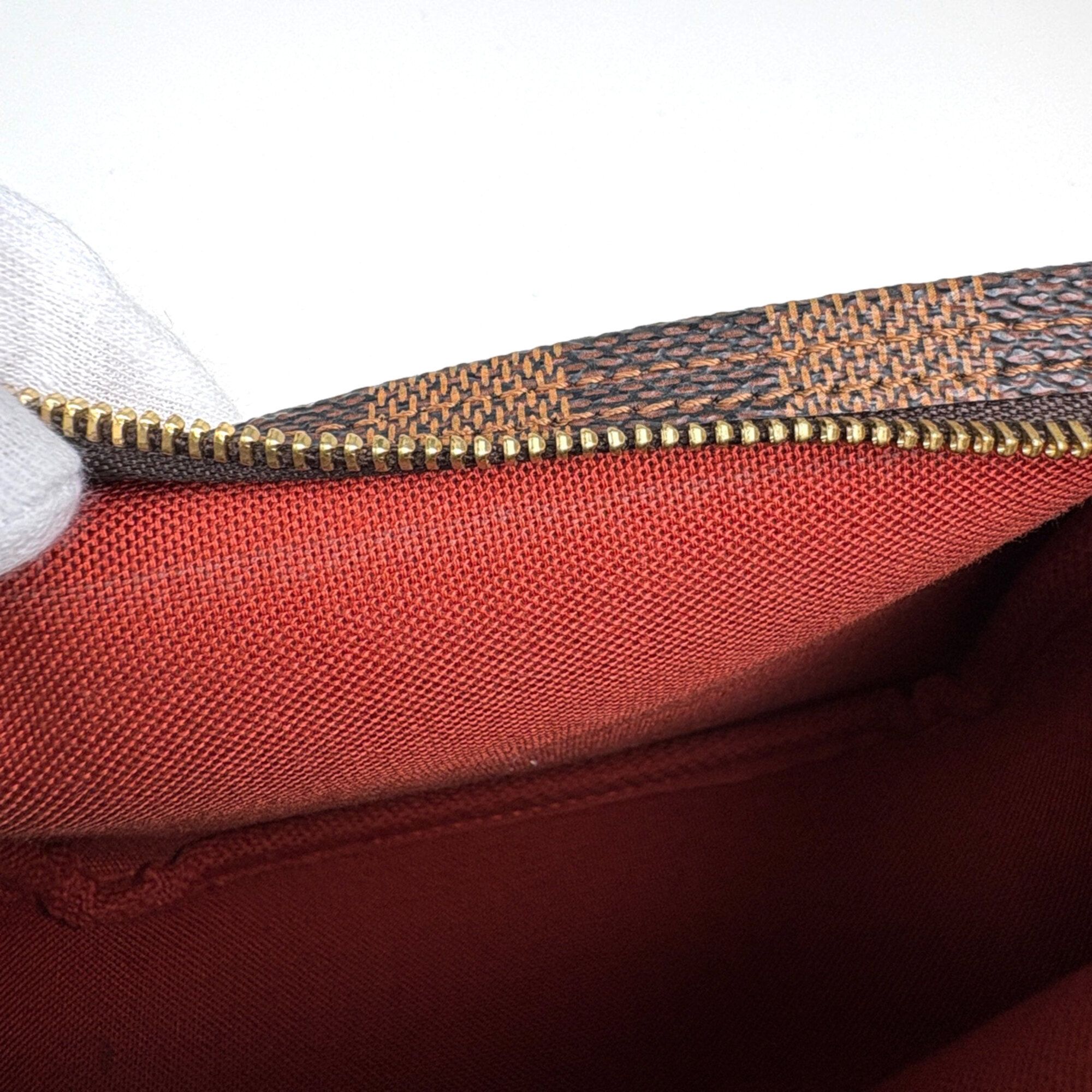 Damier Canvas Pouch (Pre-Owned) - Louis Vuitton - Modalova
