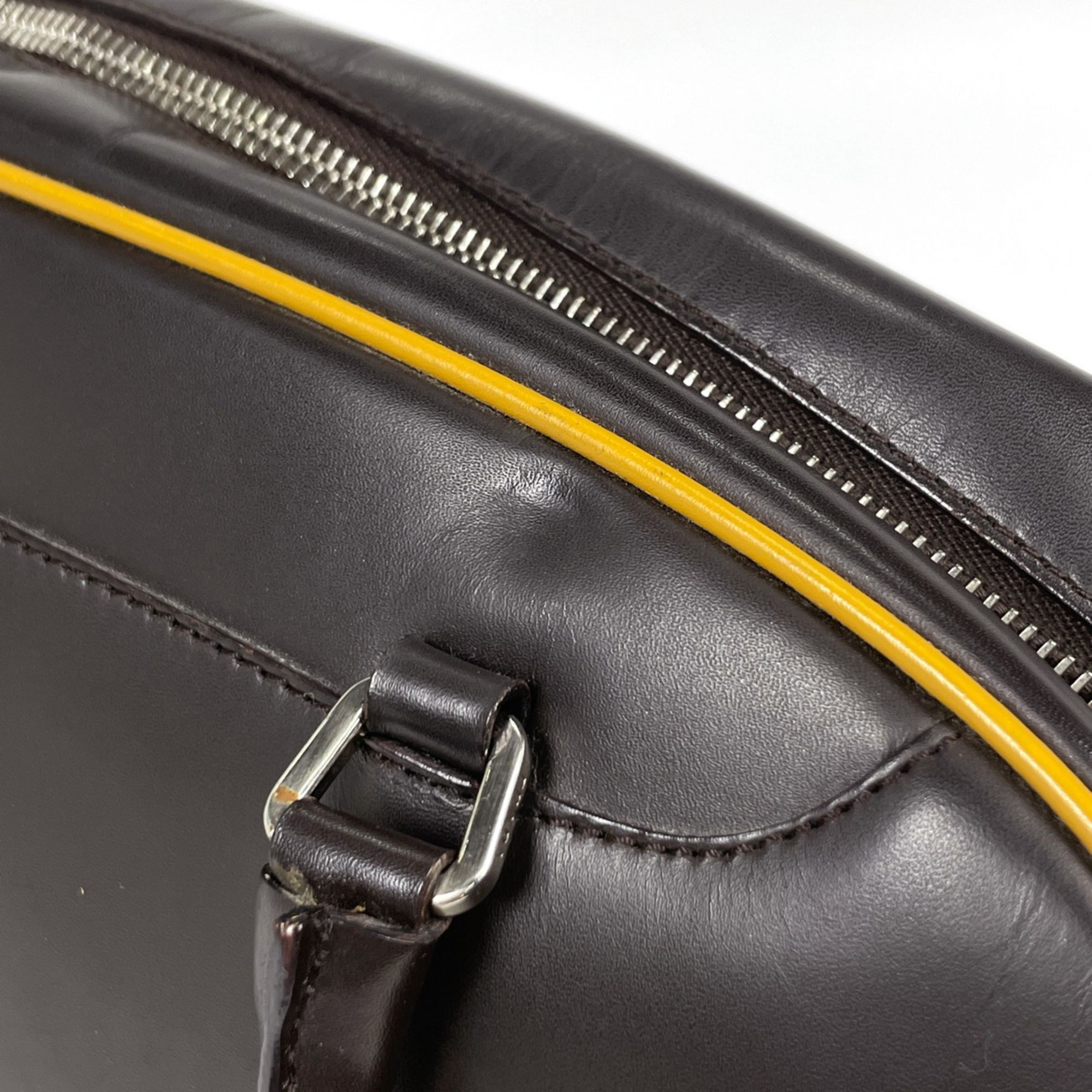 Leather Shoulder Bag (Pre-Owned) - Prada - Modalova