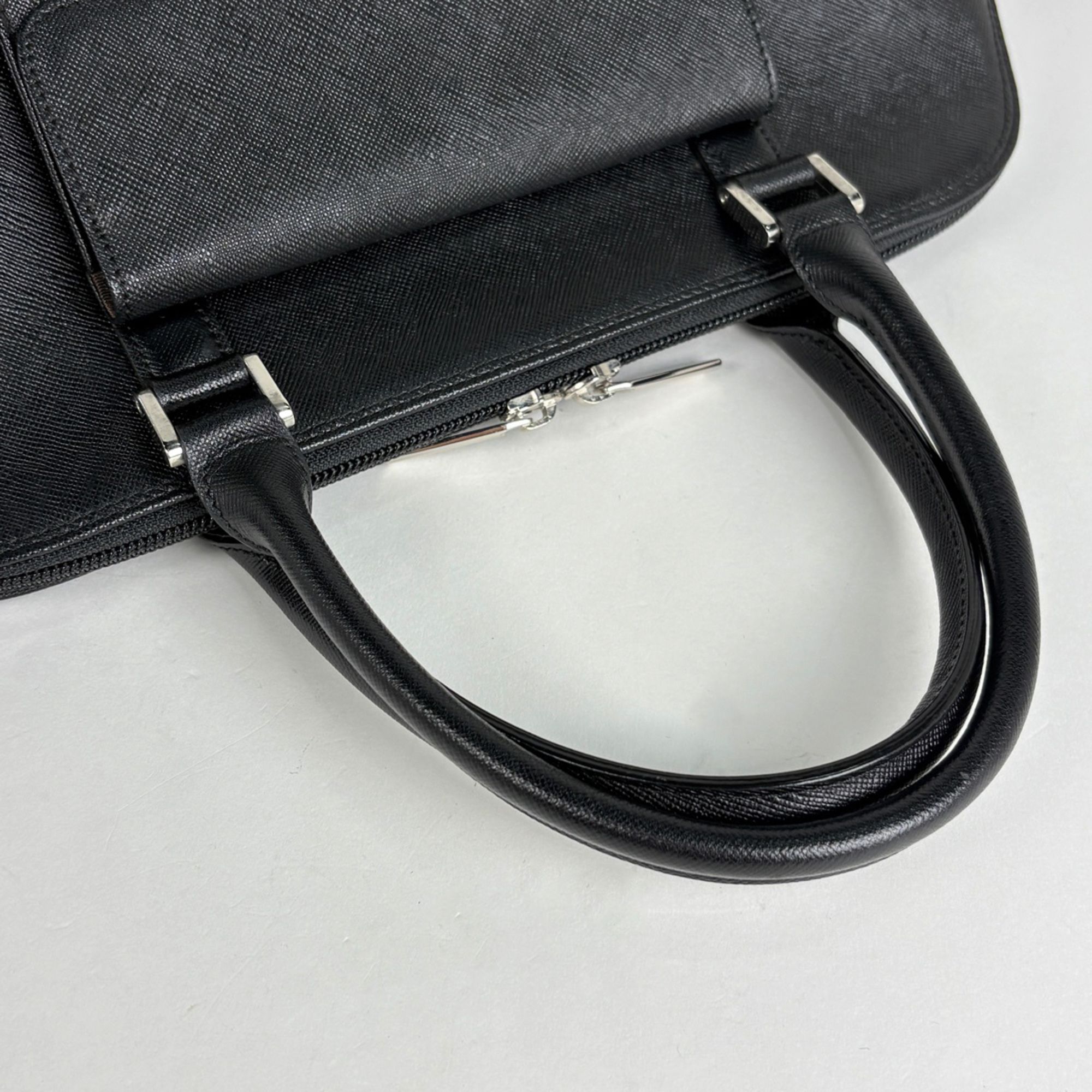 Leather Handbag (Pre-Owned) - Burberry - Modalova