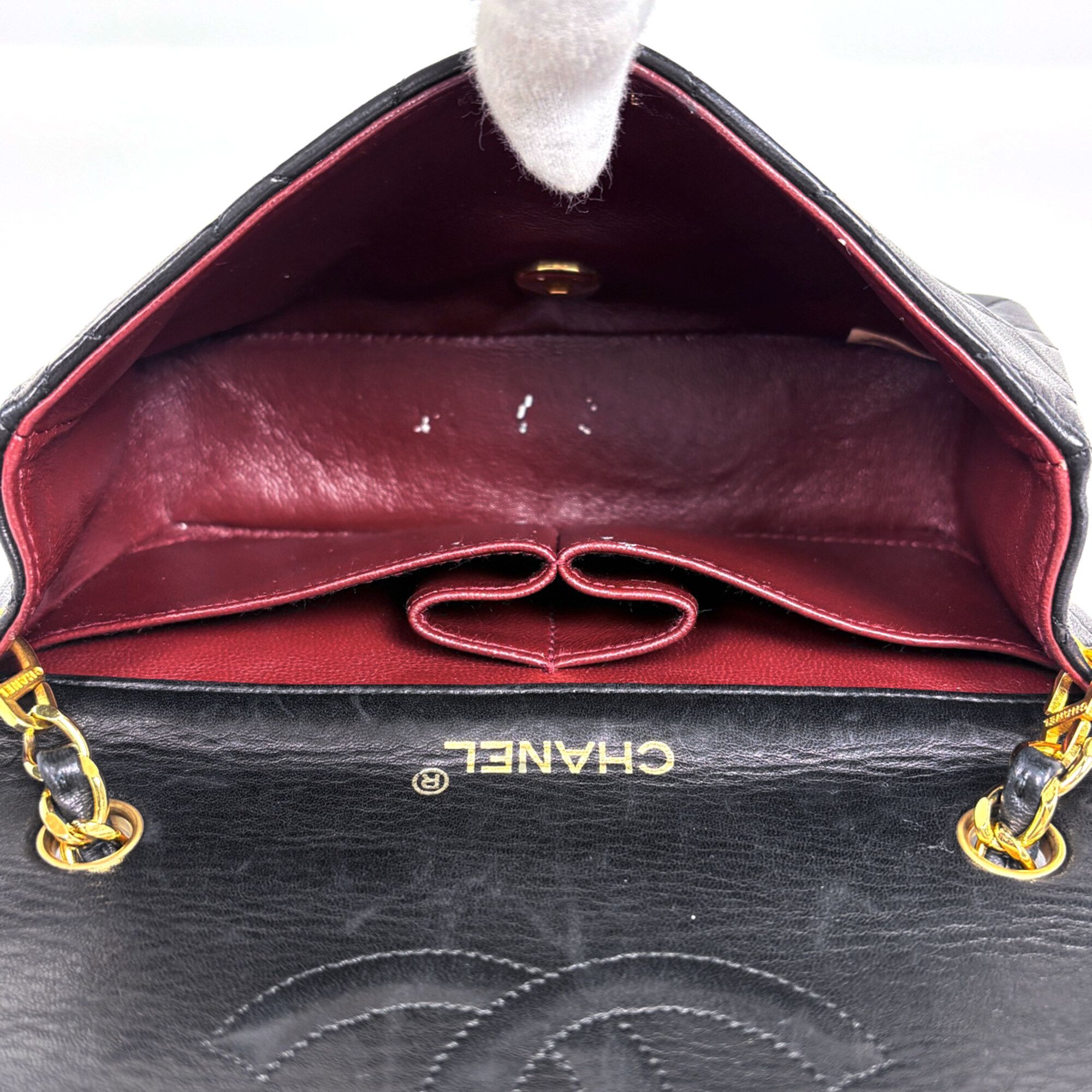 Leather Shoulder Bag (Pre-Owned) - Chanel - Modalova