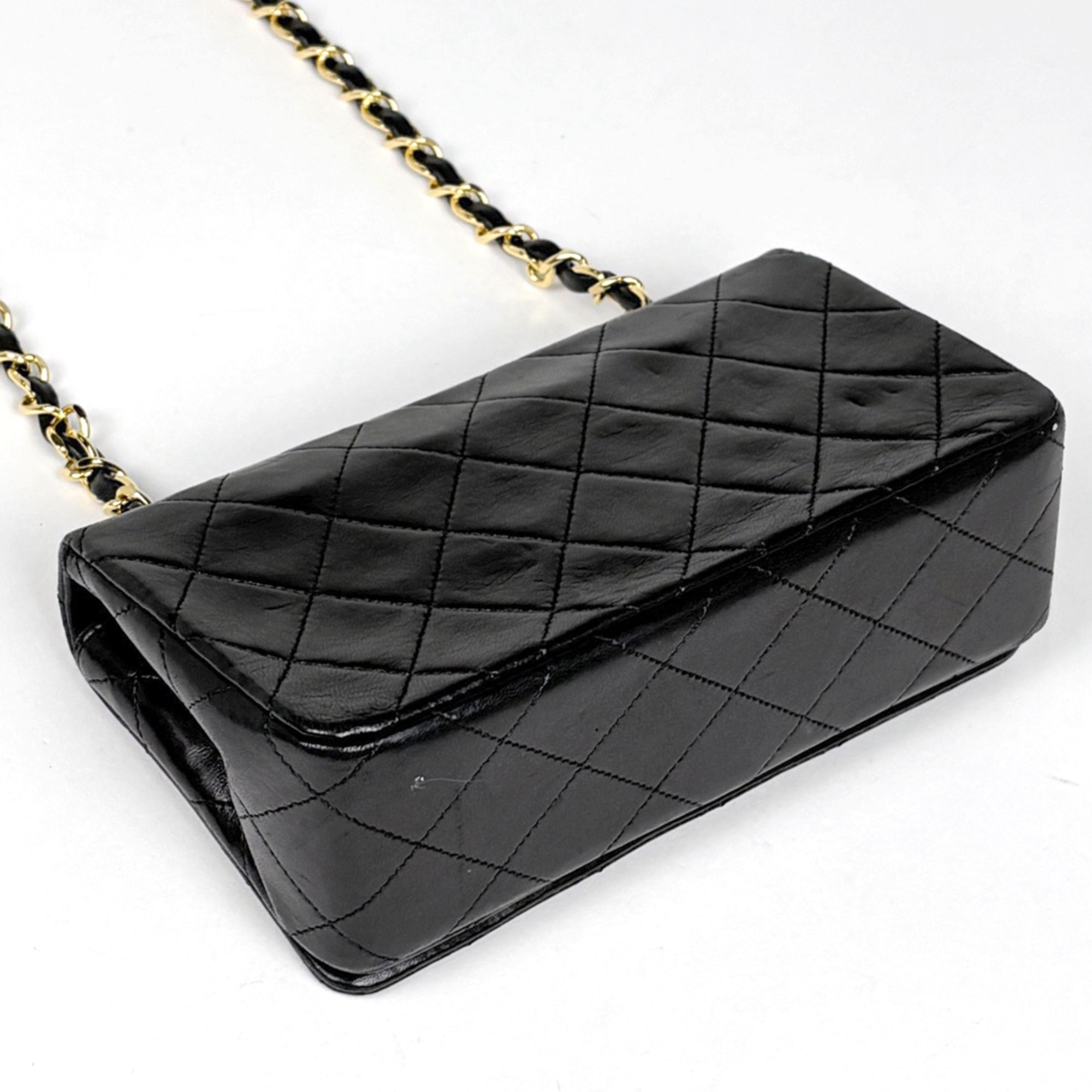 Leather Shoulder Bag (Pre-Owned) - Chanel - Modalova