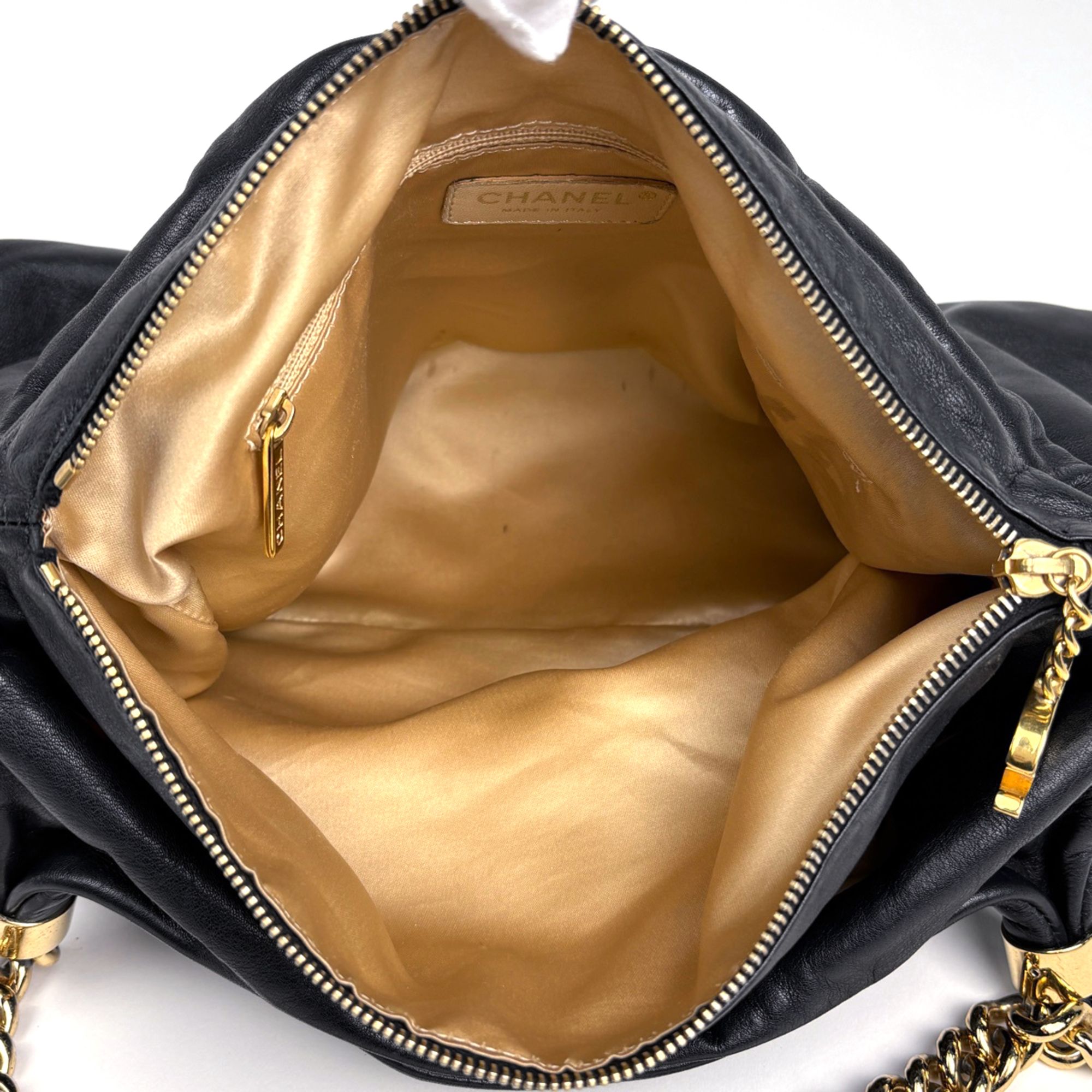 Leather Tote Bag (Pre-Owned) - Chanel - Modalova