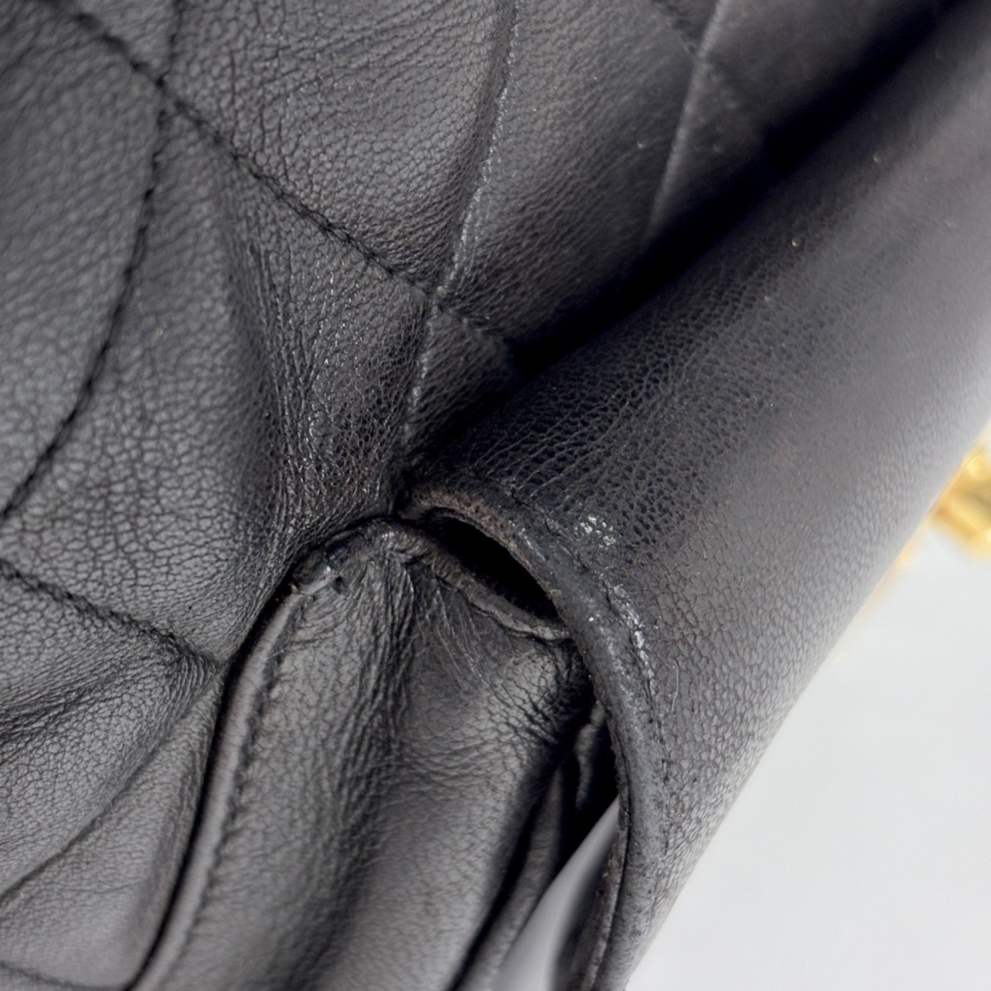 Matelasse Leather Backpack (Pre-Owned) - Chanel - Modalova