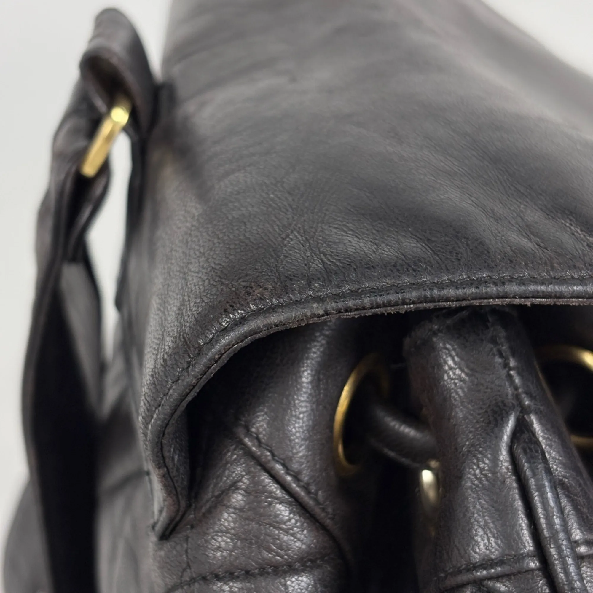 Matelasse Leather Backpack (Pre-Owned) - Chanel - Modalova