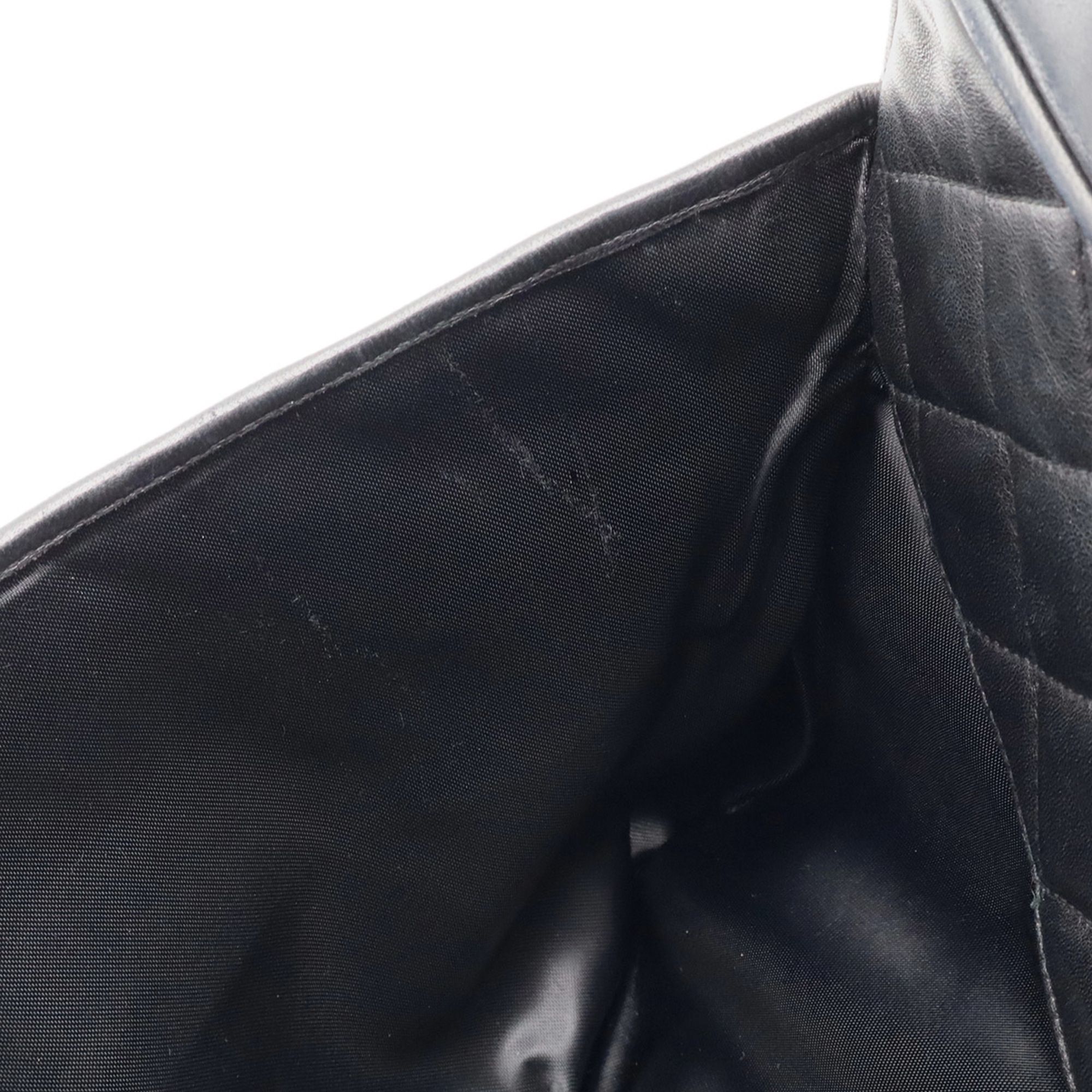 Leather Shoulder Bag (Pre-Owned) - Chanel - Modalova
