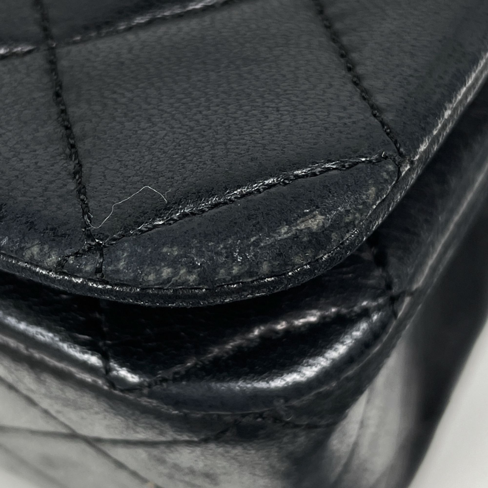 Matelasse Leather Shoulder Bag (Pre-Owned) - Chanel - Modalova